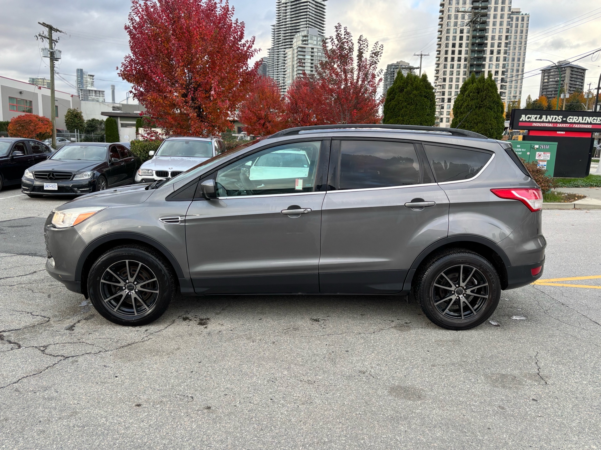 /canwestautoinc/2013-Ford-Escape-3829177650461846.jpg