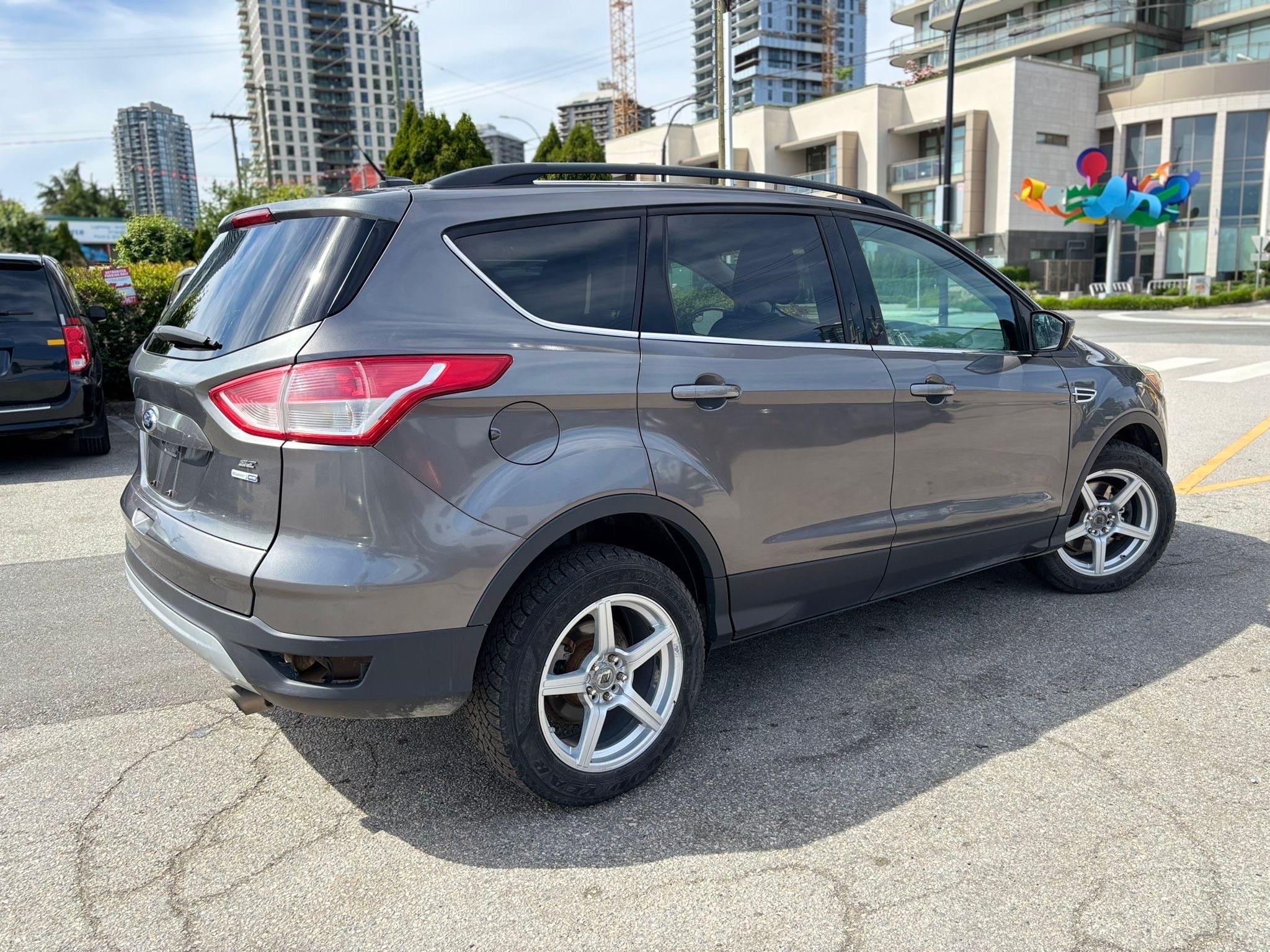 /canwestautoinc/2013-Ford-Escape-527115872807485.jpg