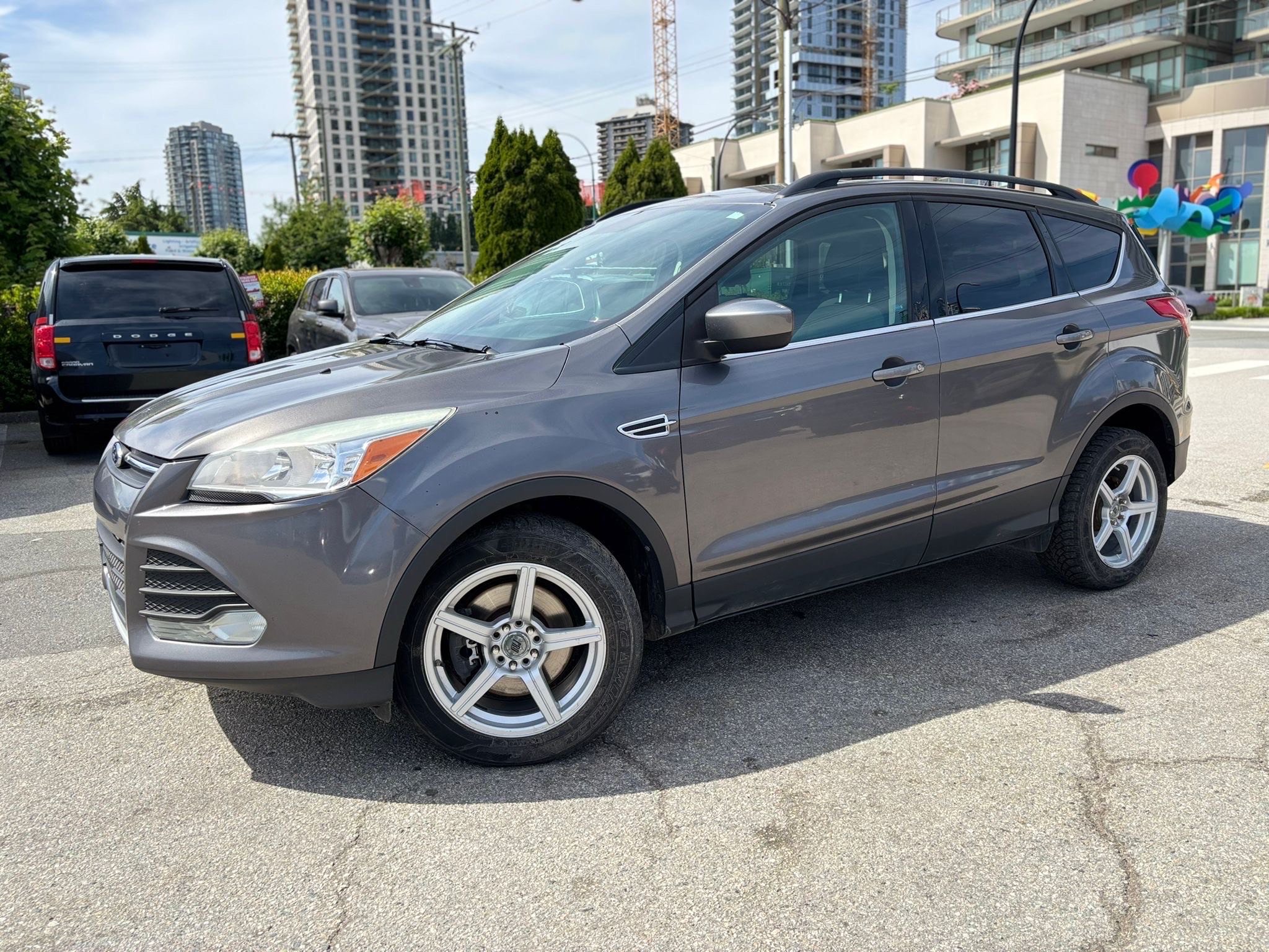 /canwestautoinc/2013-Ford-Escape-5860031972725168.jpg