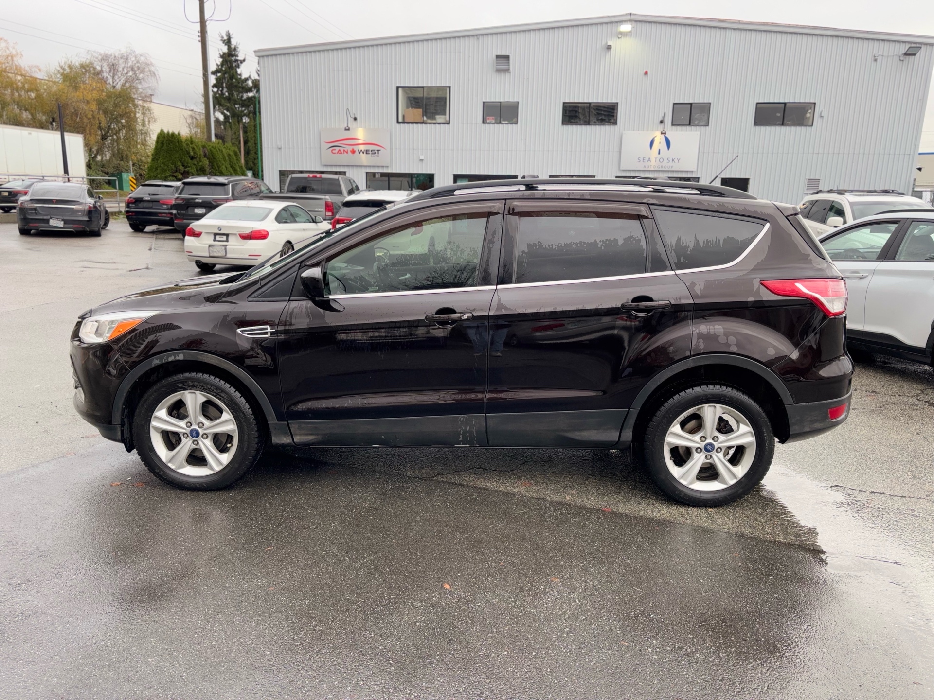 /canwestautoinc/2013-Ford-Escape-6085184888508266.jpg