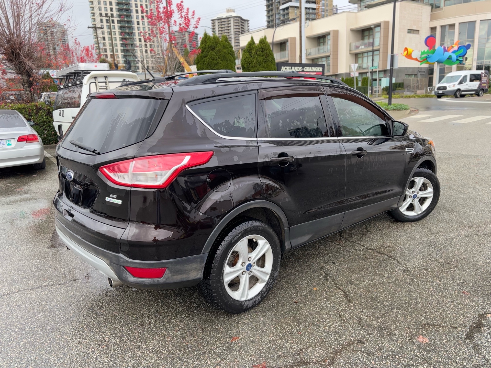 /canwestautoinc/2013-Ford-Escape-6305402886260407.jpg