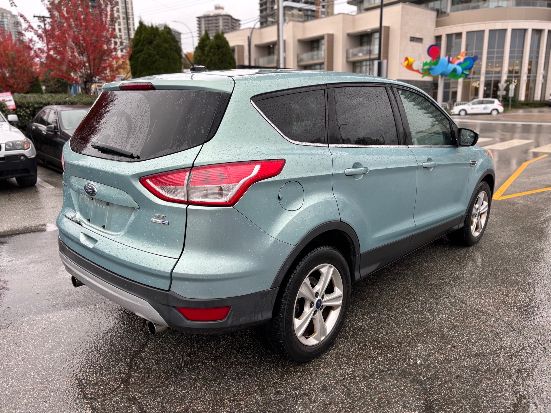 /canwestautoinc/2013-Ford-Escape-6980151731605957.jpg
