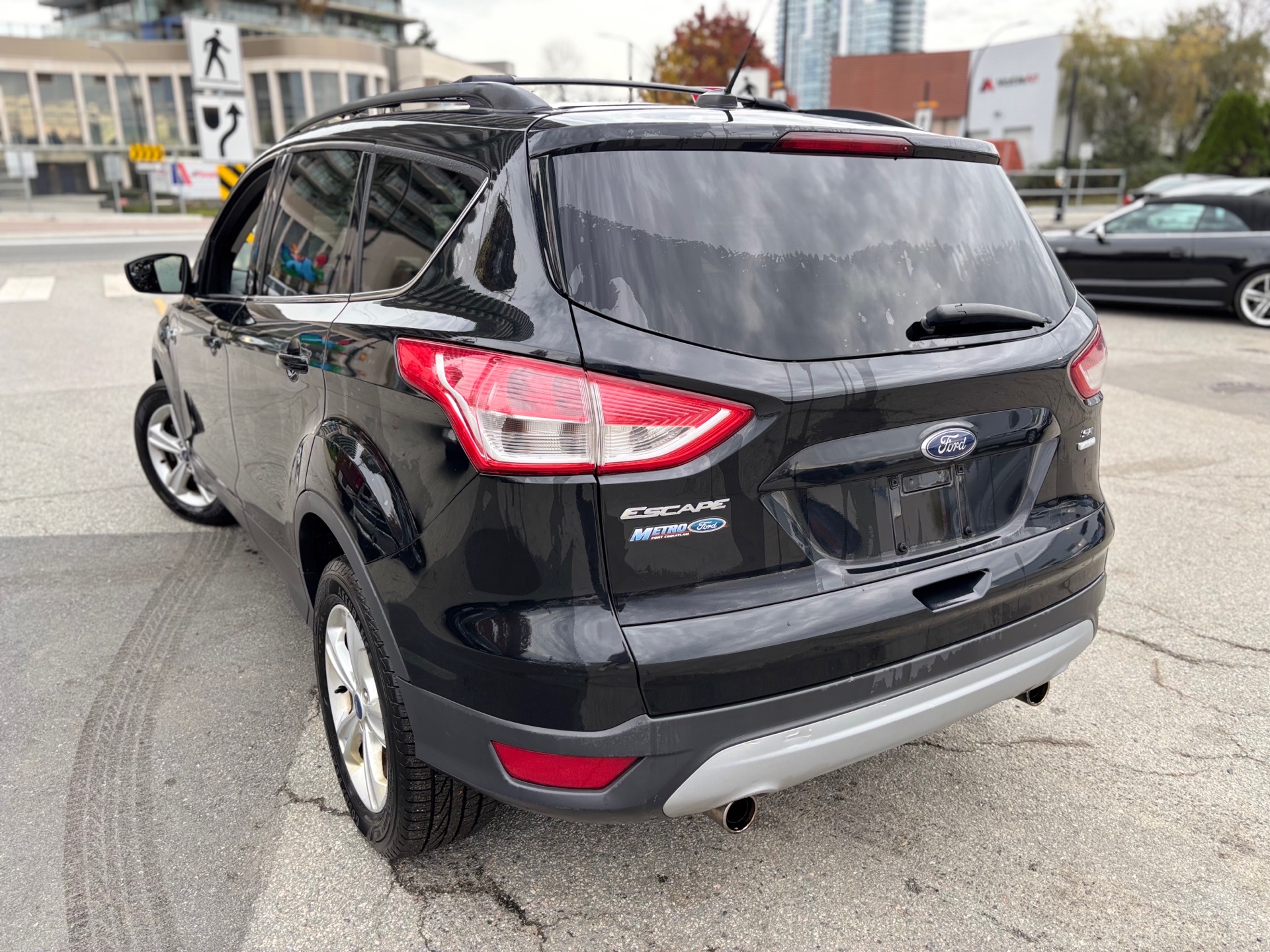 /canwestautoinc/2013-Ford-Escape-8042018089279181.jpg