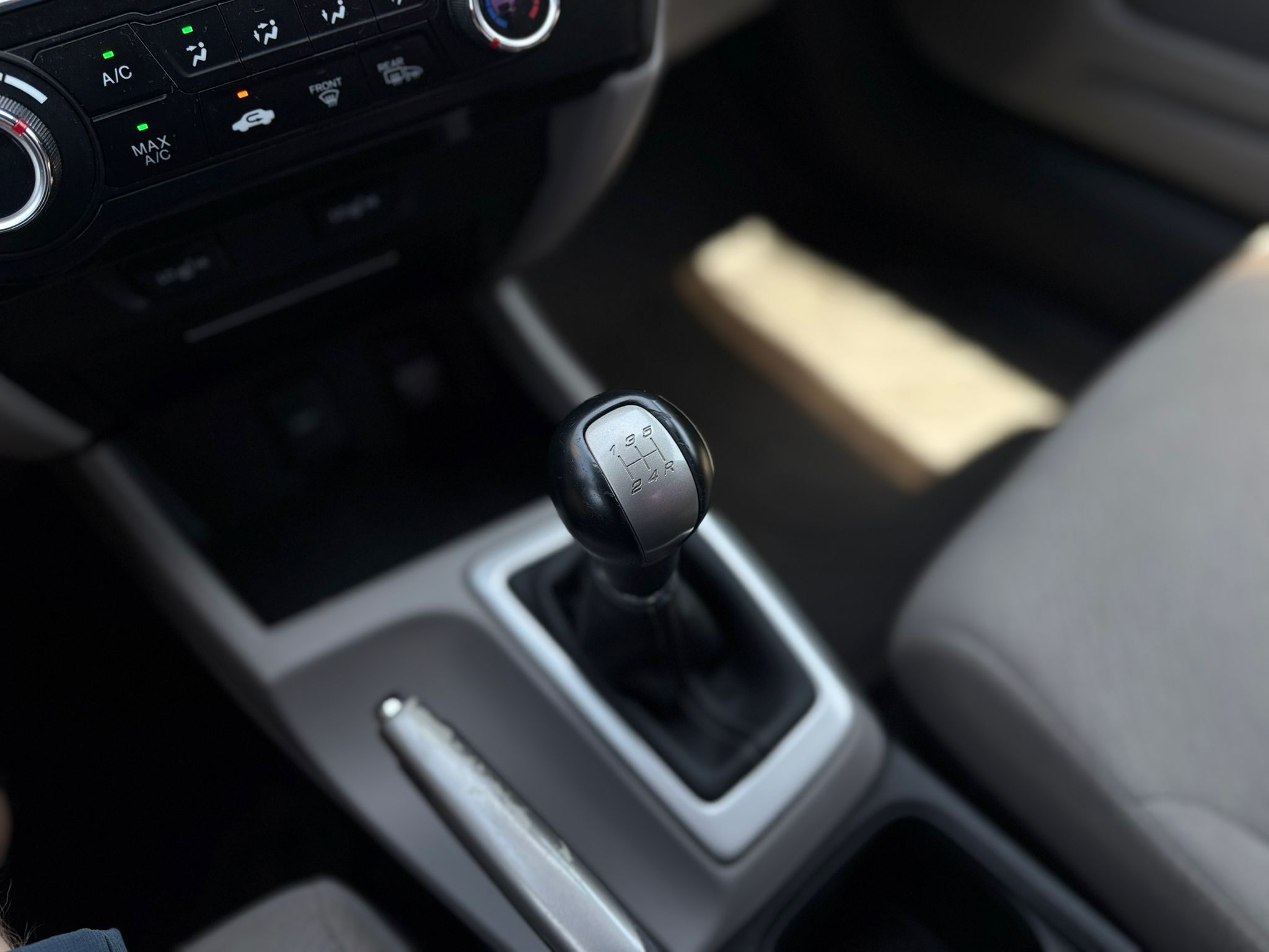 /canwestautoinc/2013-Honda-Civic-2864141947869414.jpg