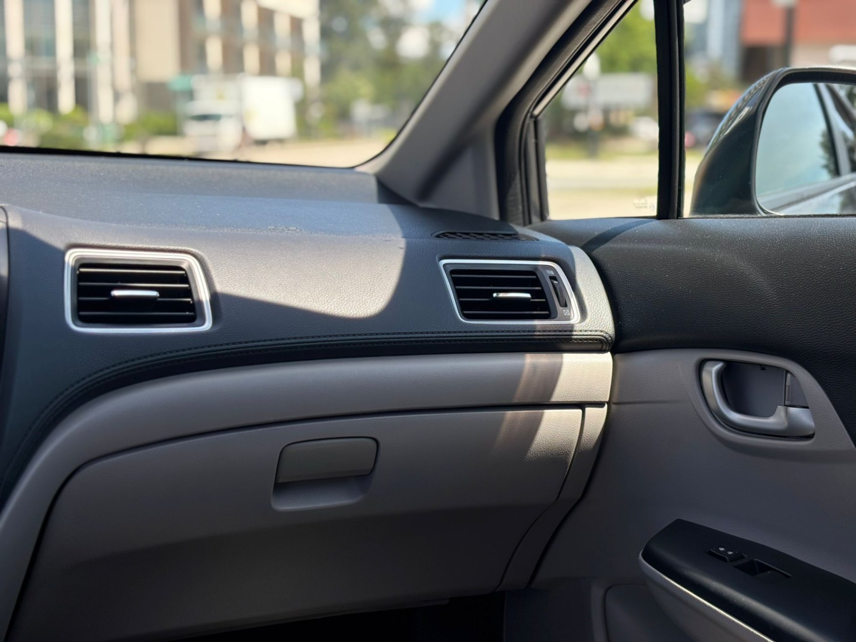 /canwestautoinc/2013-Honda-Civic-5281250798970953.jpg