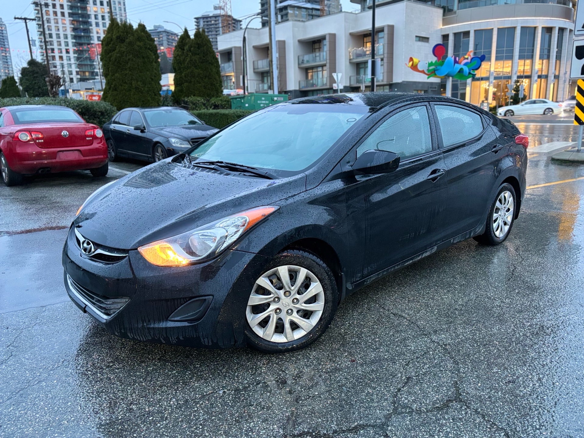 /canwestautoinc/2013-Hyundai-Elantra-002731140547791666.jpg