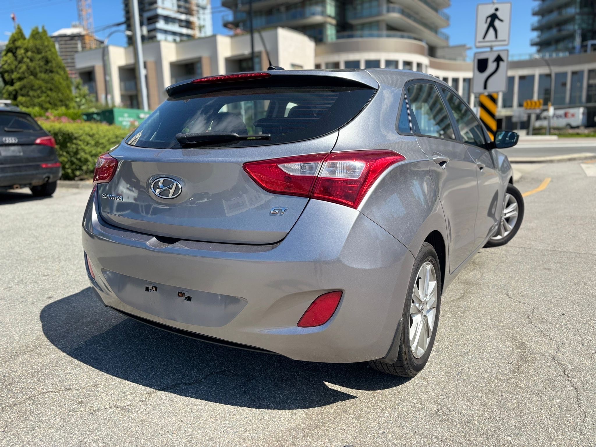 /canwestautoinc/2013-Hyundai-ElantraGT-03800029409267558.jpg