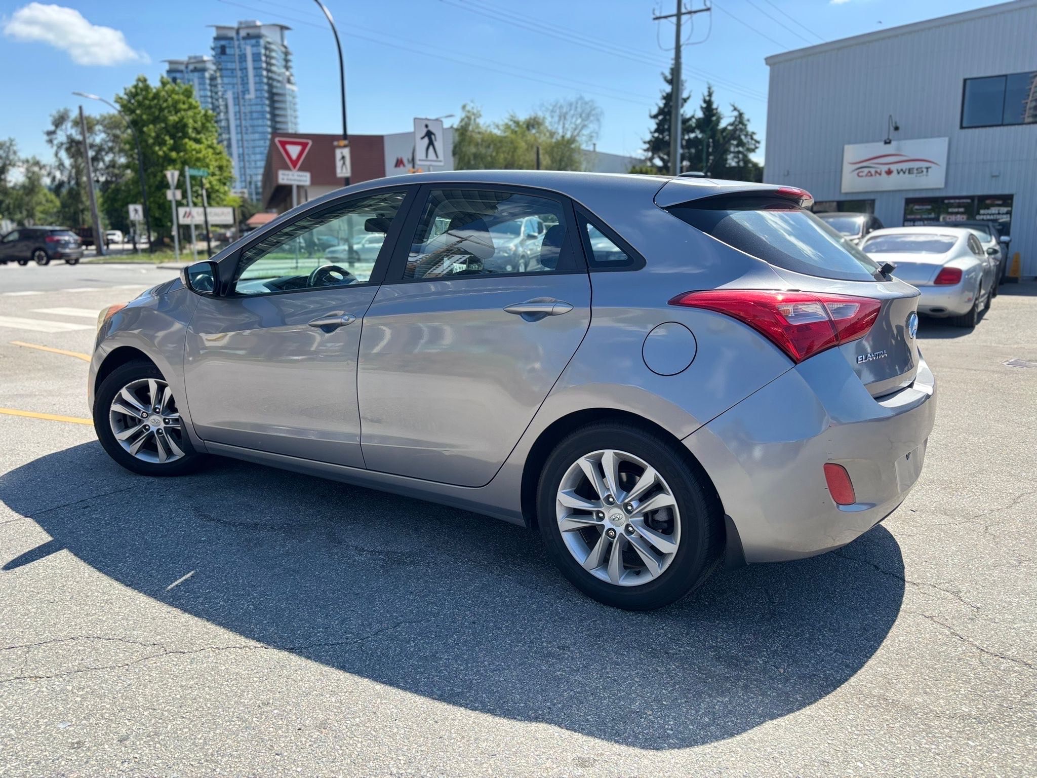 /canwestautoinc/2013-Hyundai-ElantraGT-5865736377251416.jpg