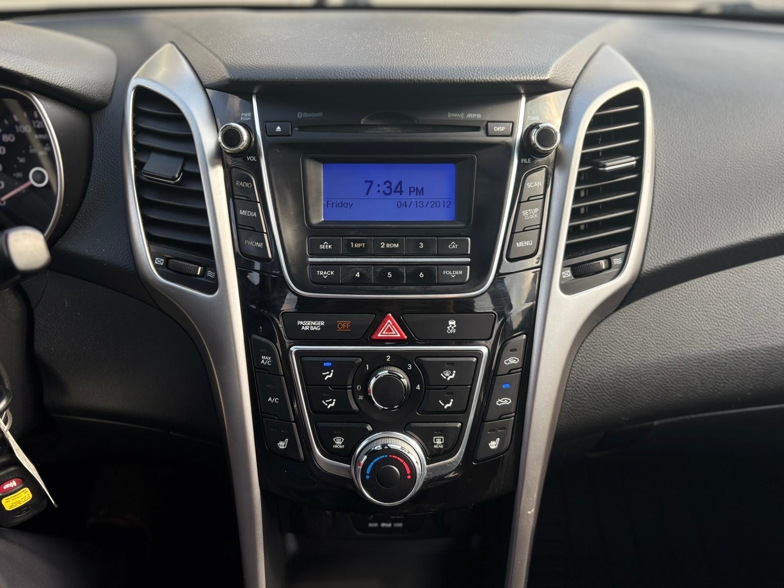 /canwestautoinc/2013-Hyundai-ElantraGT-6128983216749528.jpg