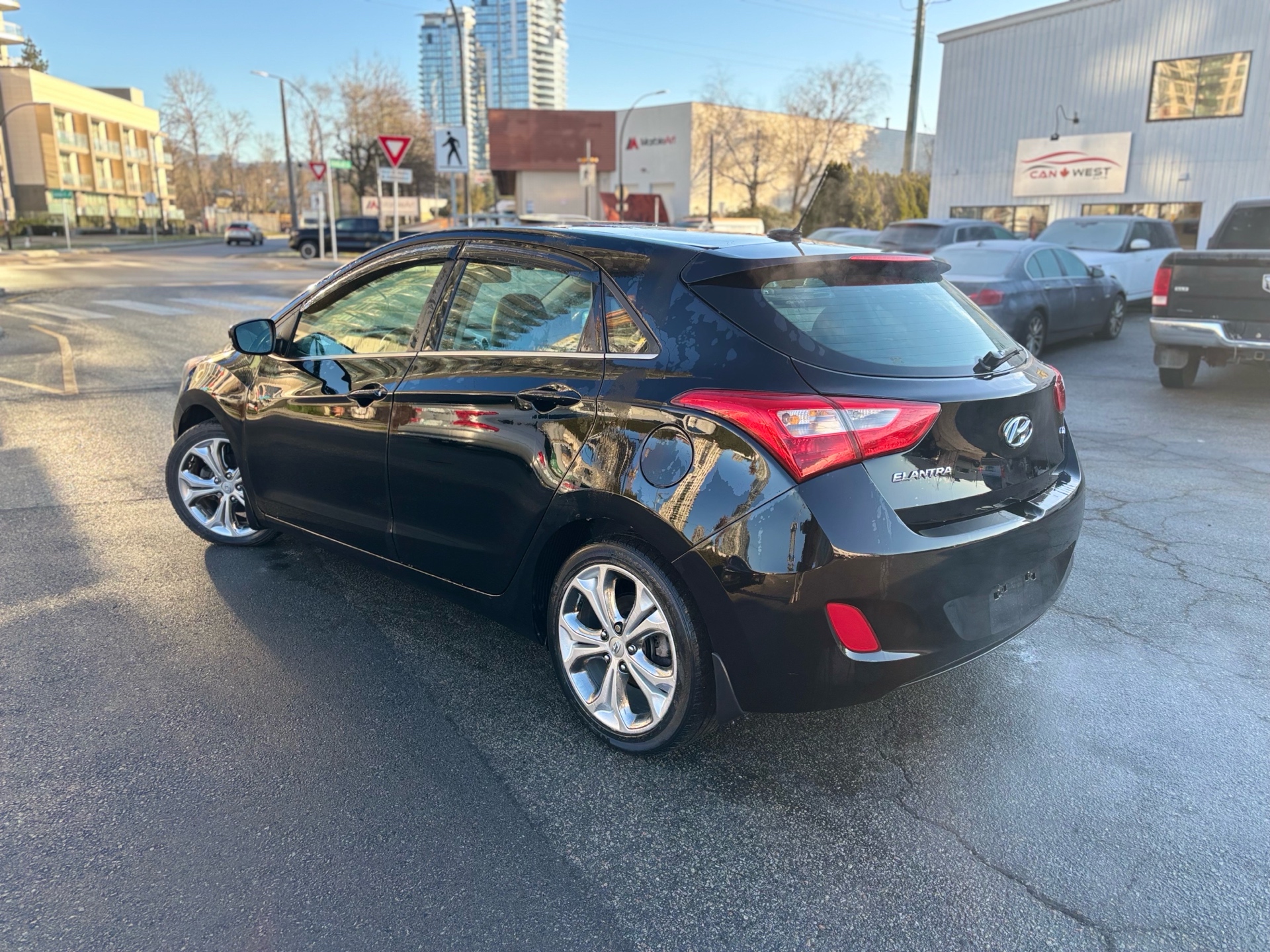 /canwestautoinc/2013-Hyundai-ElantraGT-6824041863867869.jpg