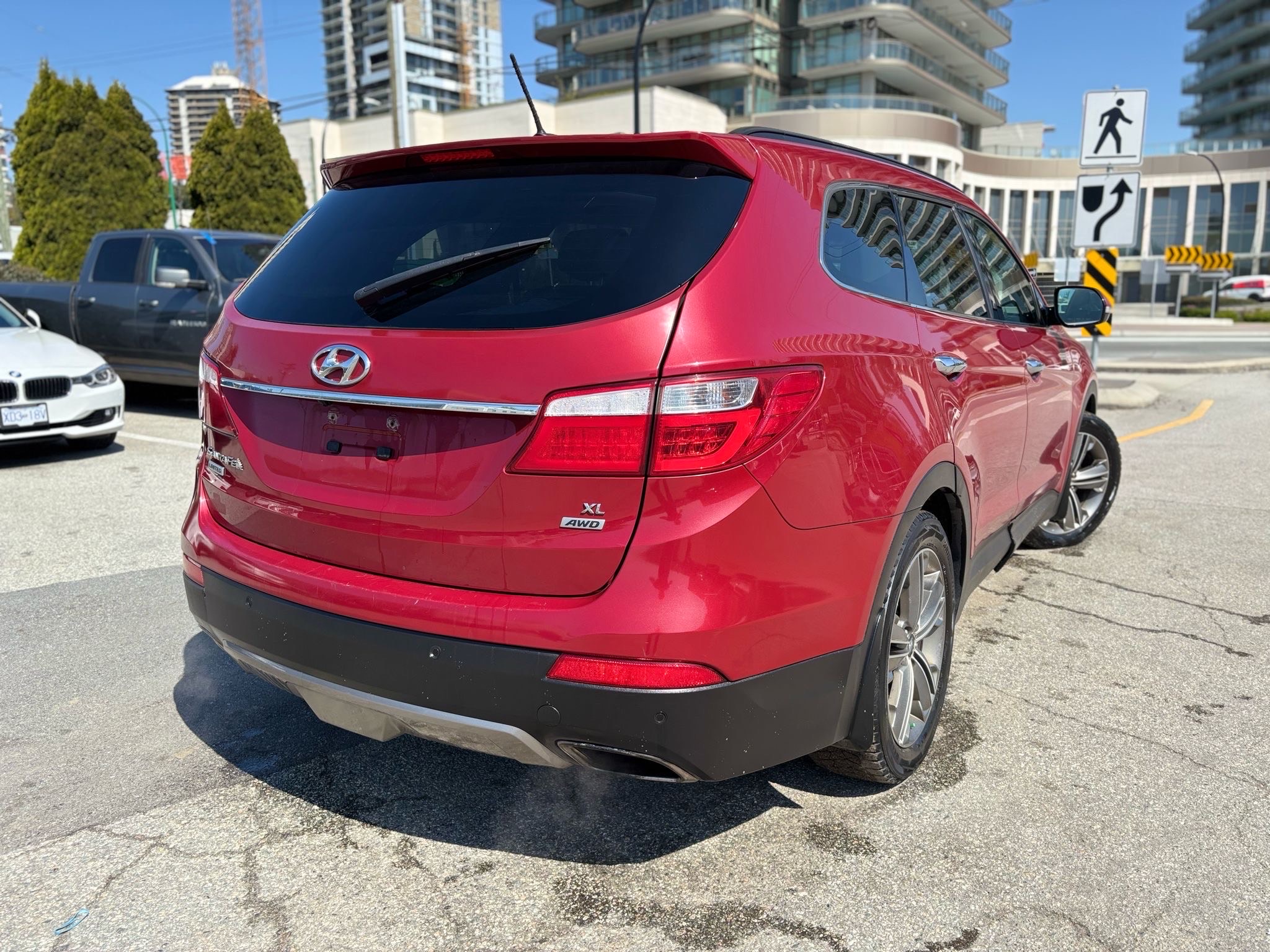 /canwestautoinc/2013-Hyundai-SantaFe-586086333884563.jpg