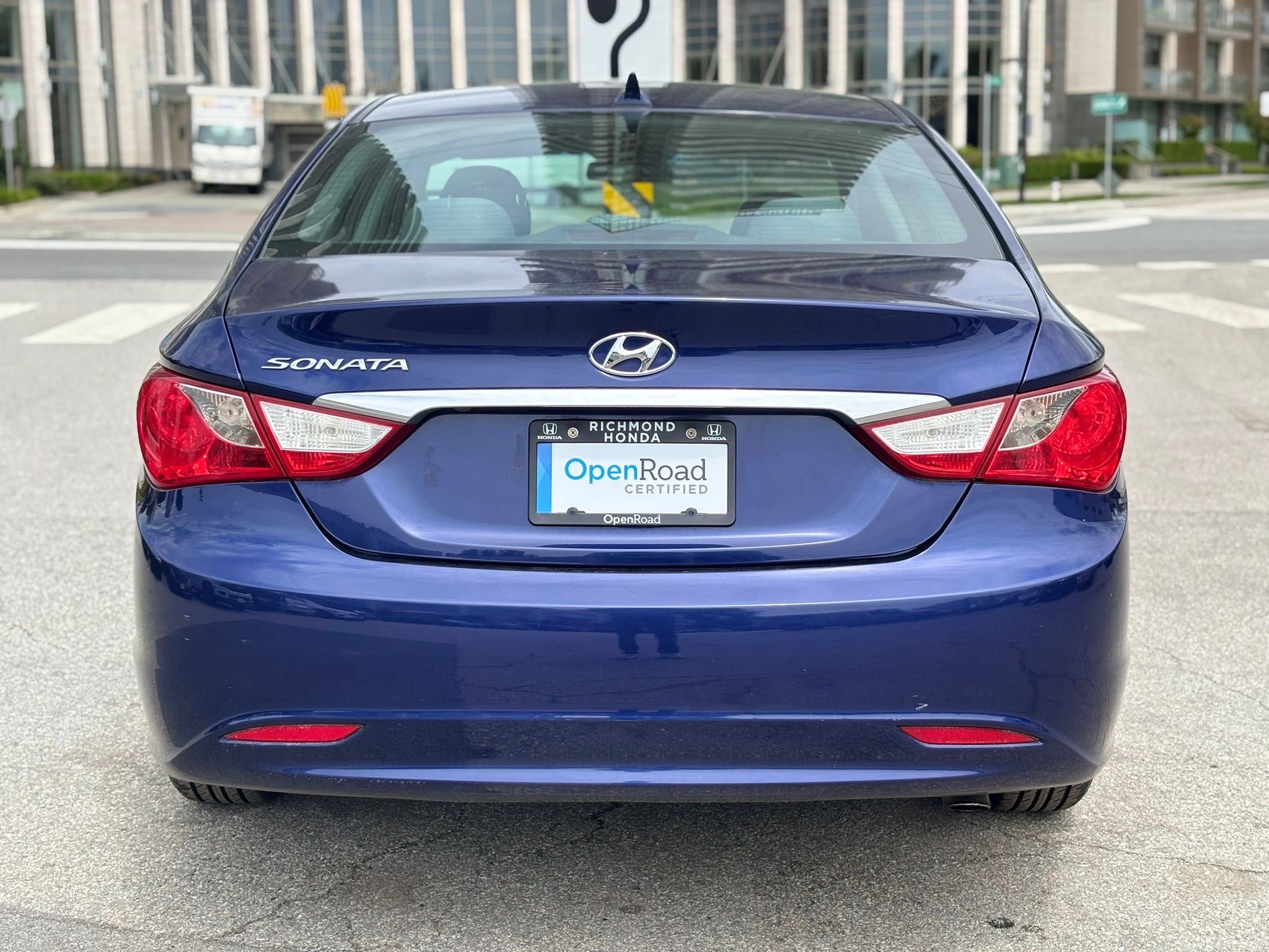 /canwestautoinc/2013-Hyundai-Sonata-0530417764929334.jpg
