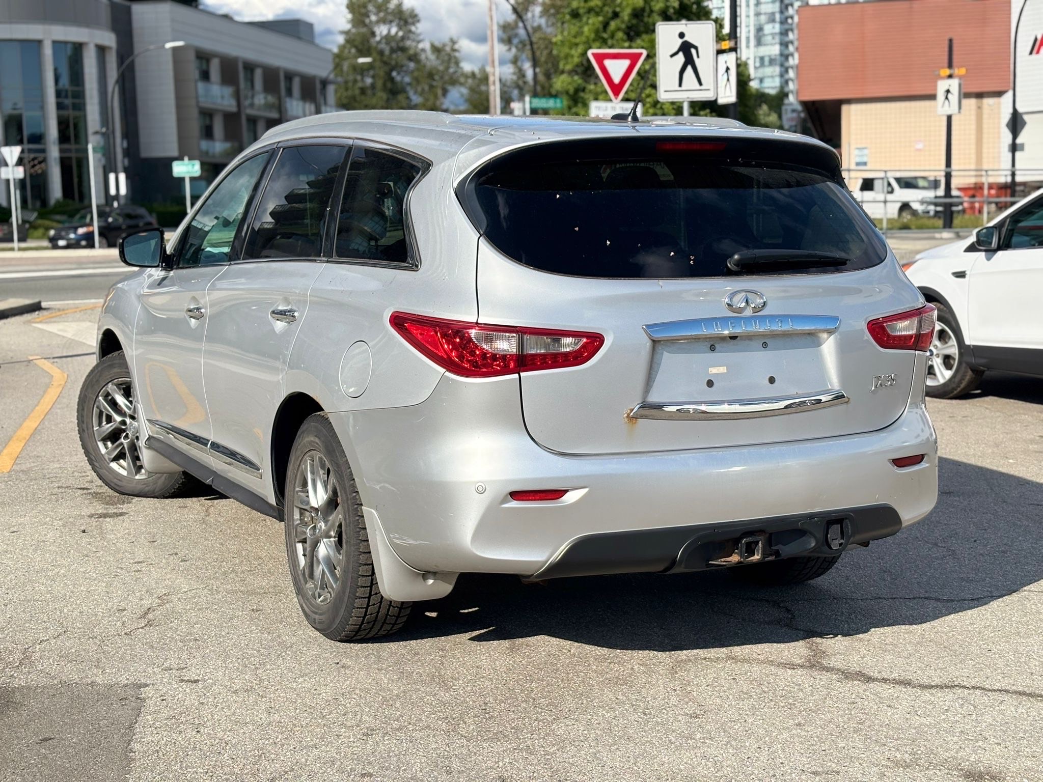 /canwestautoinc/2013-INFINITI-JX35-7184270564696495.jpg