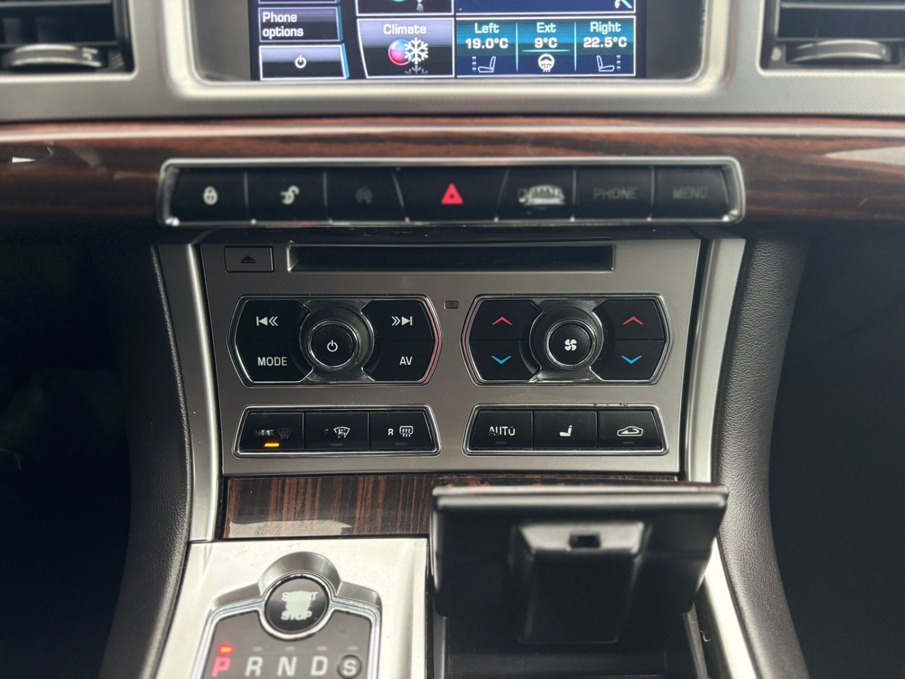 /canwestautoinc/2013-Jaguar-XF-4482127849777384.jpg