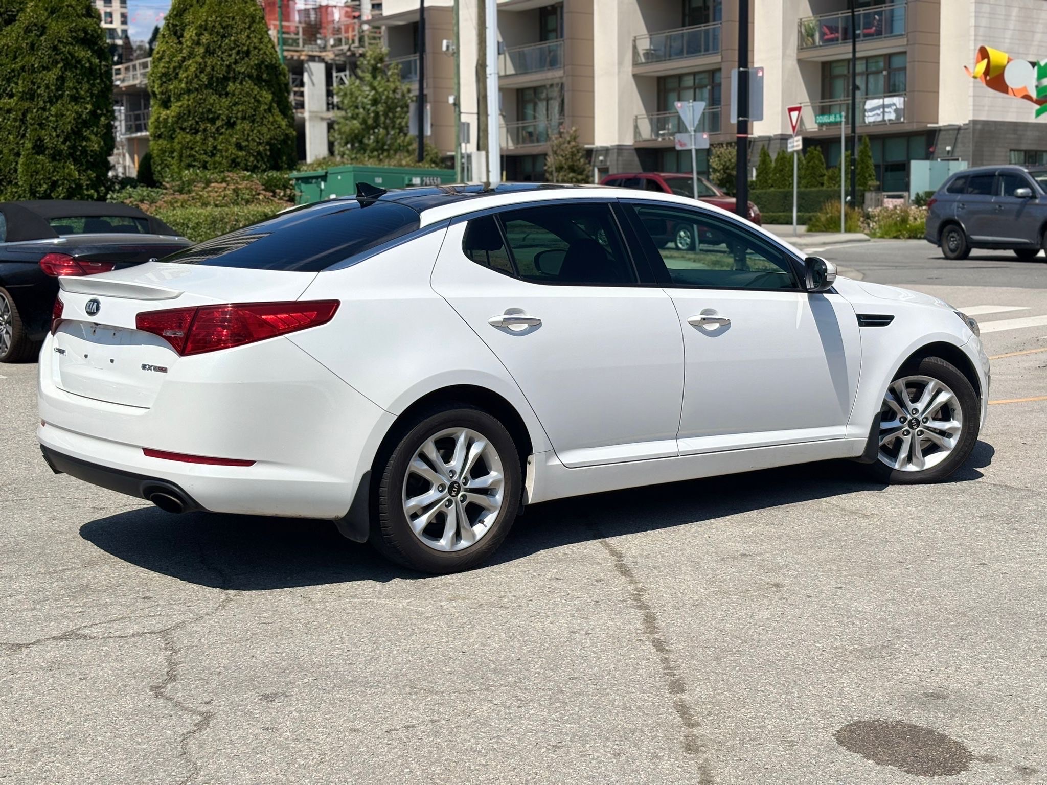 /canwestautoinc/2013-Kia-Optima-29568674213414226.jpg