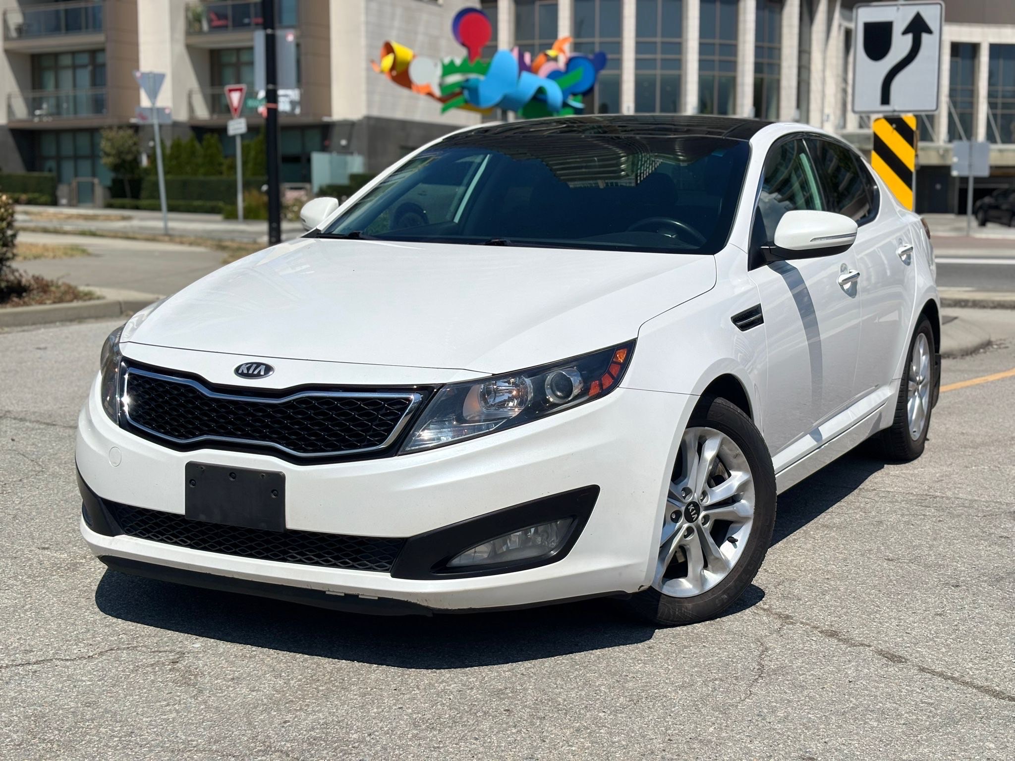 /canwestautoinc/2013-Kia-Optima-917529312351522.jpg