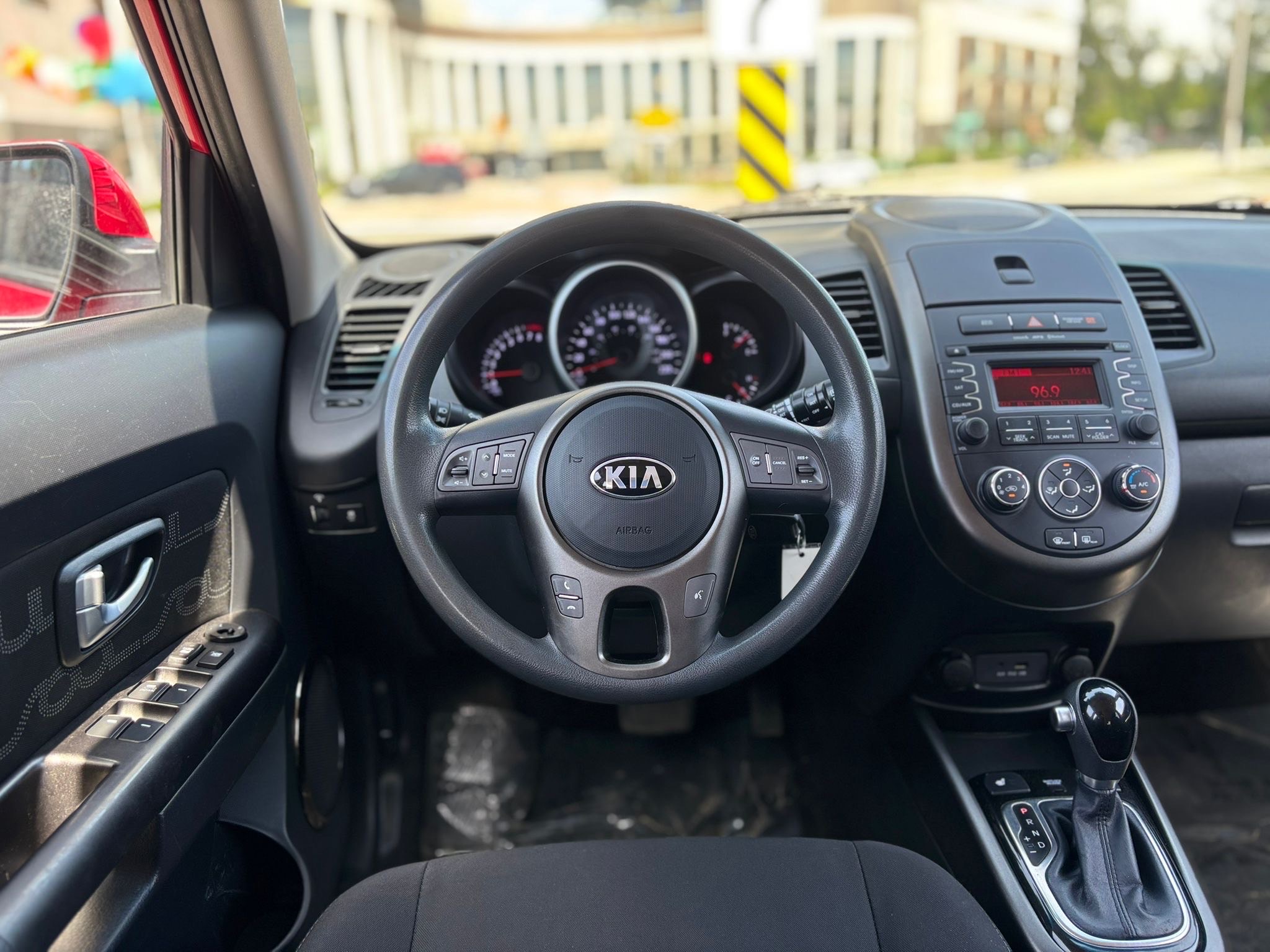 /canwestautoinc/2013-Kia-Soul-10527356788796705.jpg