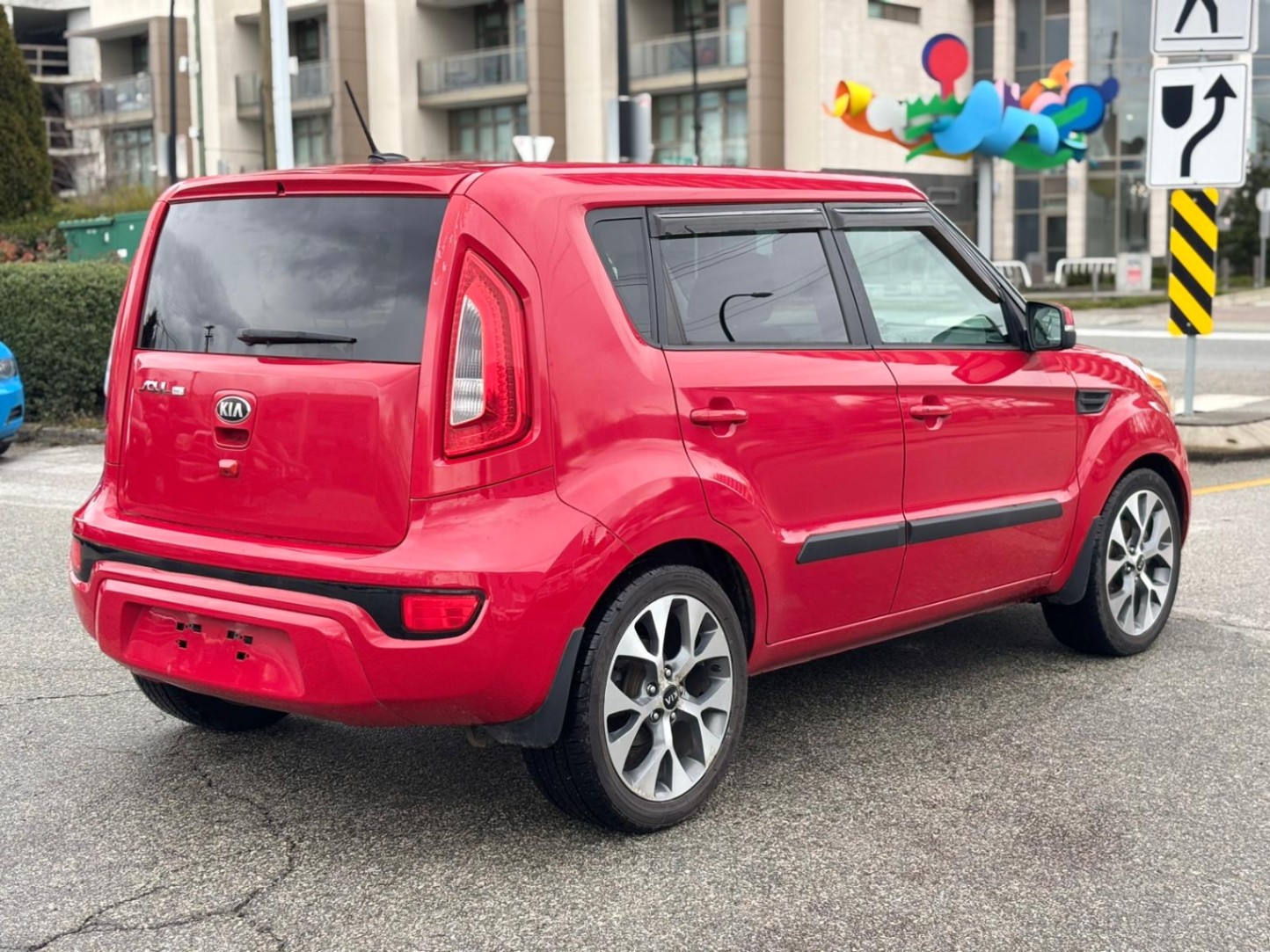 /canwestautoinc/2013-Kia-Soul-15238130935844607.jpg