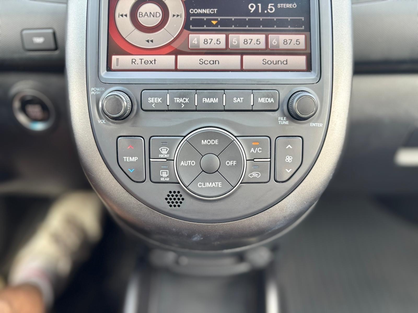 /canwestautoinc/2013-Kia-Soul-3880940300965192.jpg