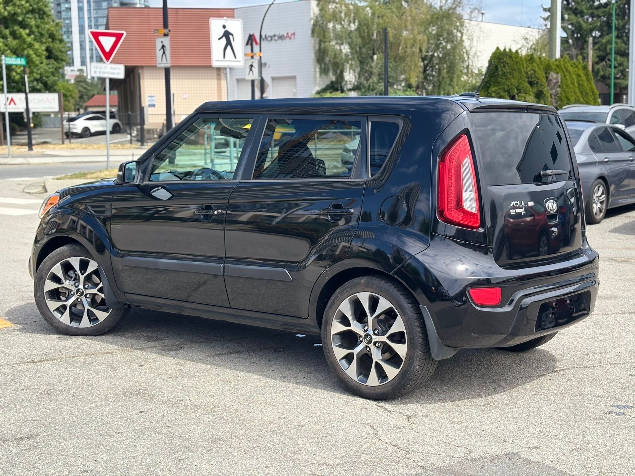 /canwestautoinc/2013-Kia-Soul-44216643476331274.jpg