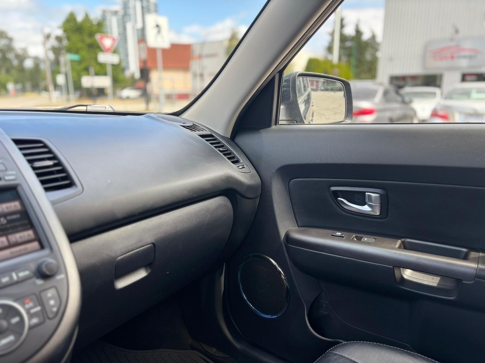 /canwestautoinc/2013-Kia-Soul-5774689580653156.jpg