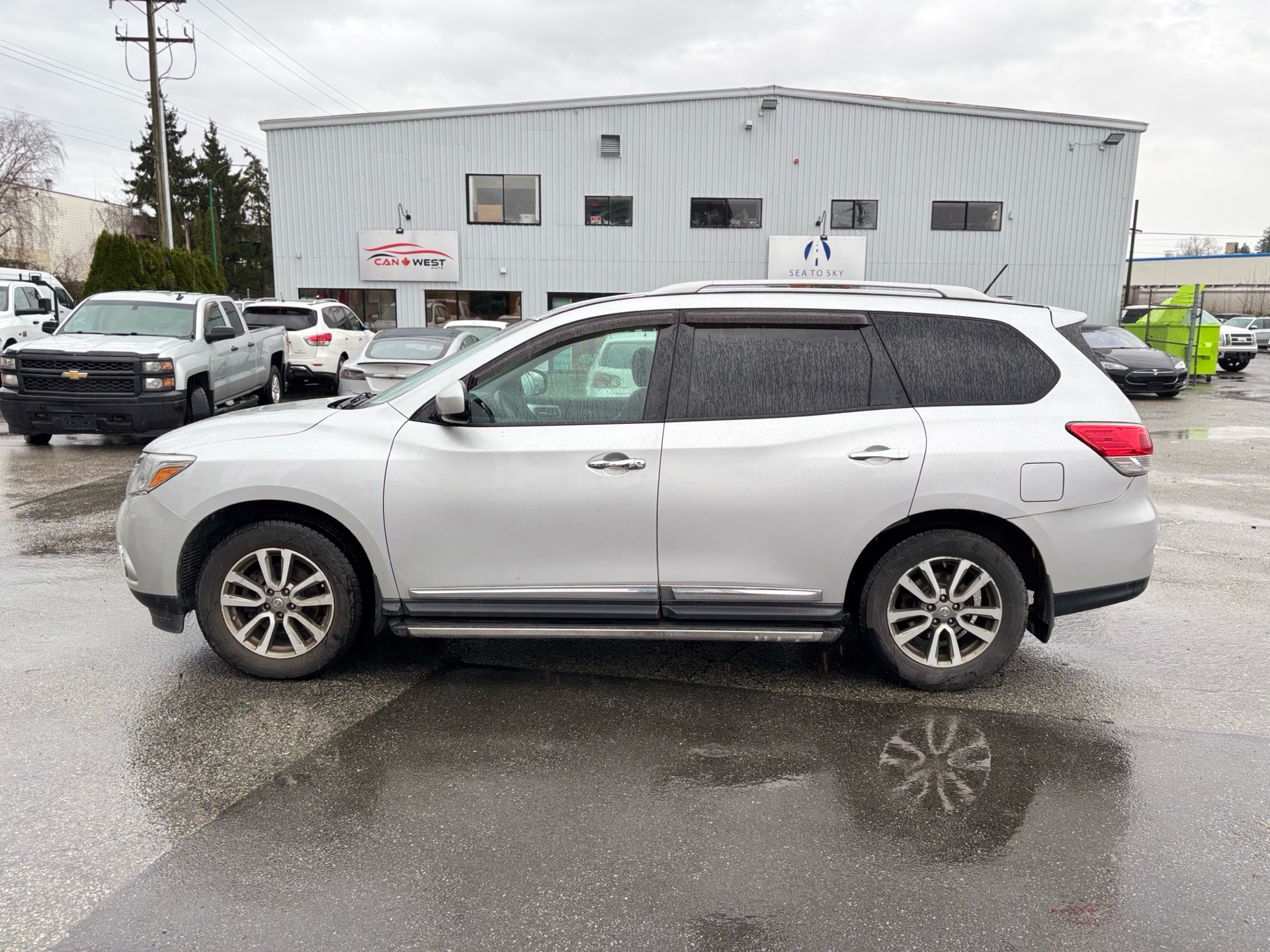 /canwestautoinc/2013-Nissan-Pathfinder-00659647848810363.jpg