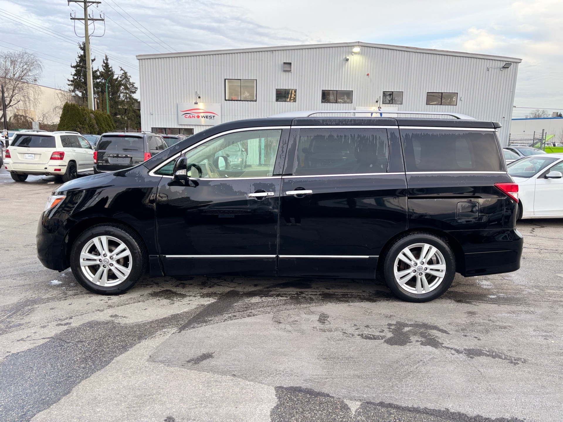 /canwestautoinc/2013-Nissan-Quest-43345531692494355.jpg