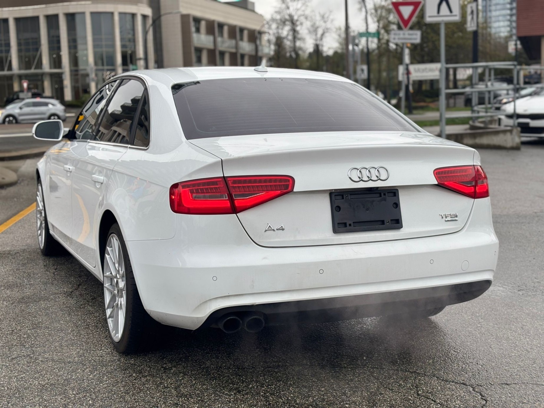 /canwestautoinc/2014-Audi-A4-7227938247755117.jpg