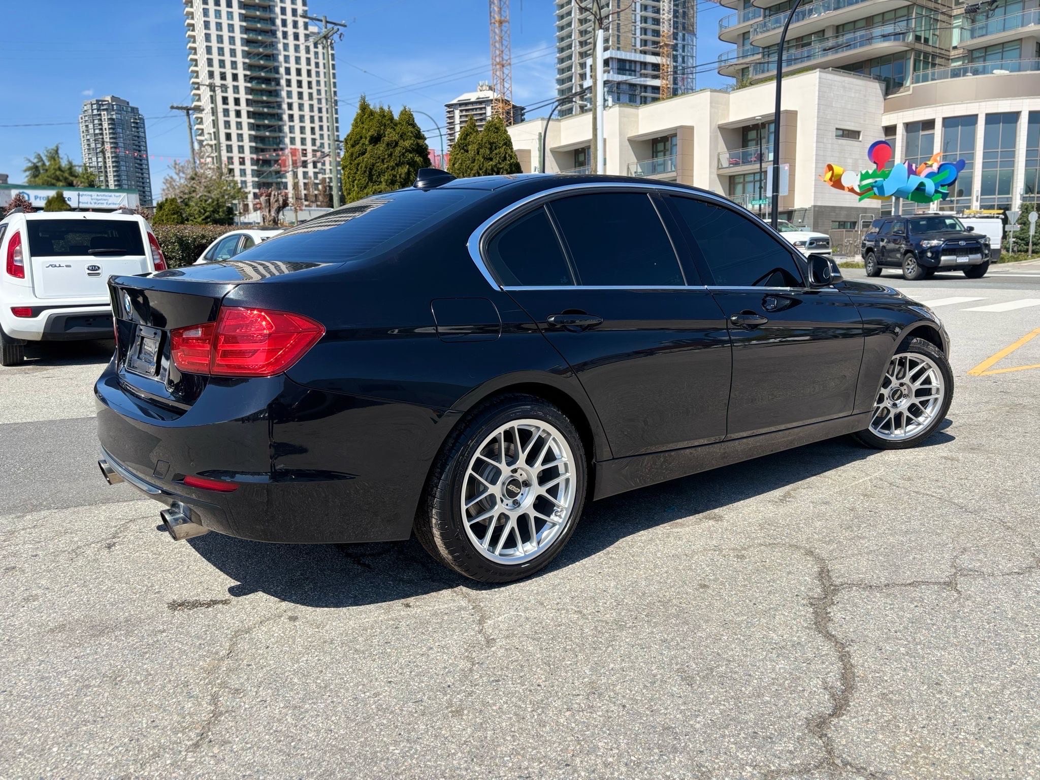/canwestautoinc/2014-BMW-3Series-41129904889964264.jpg