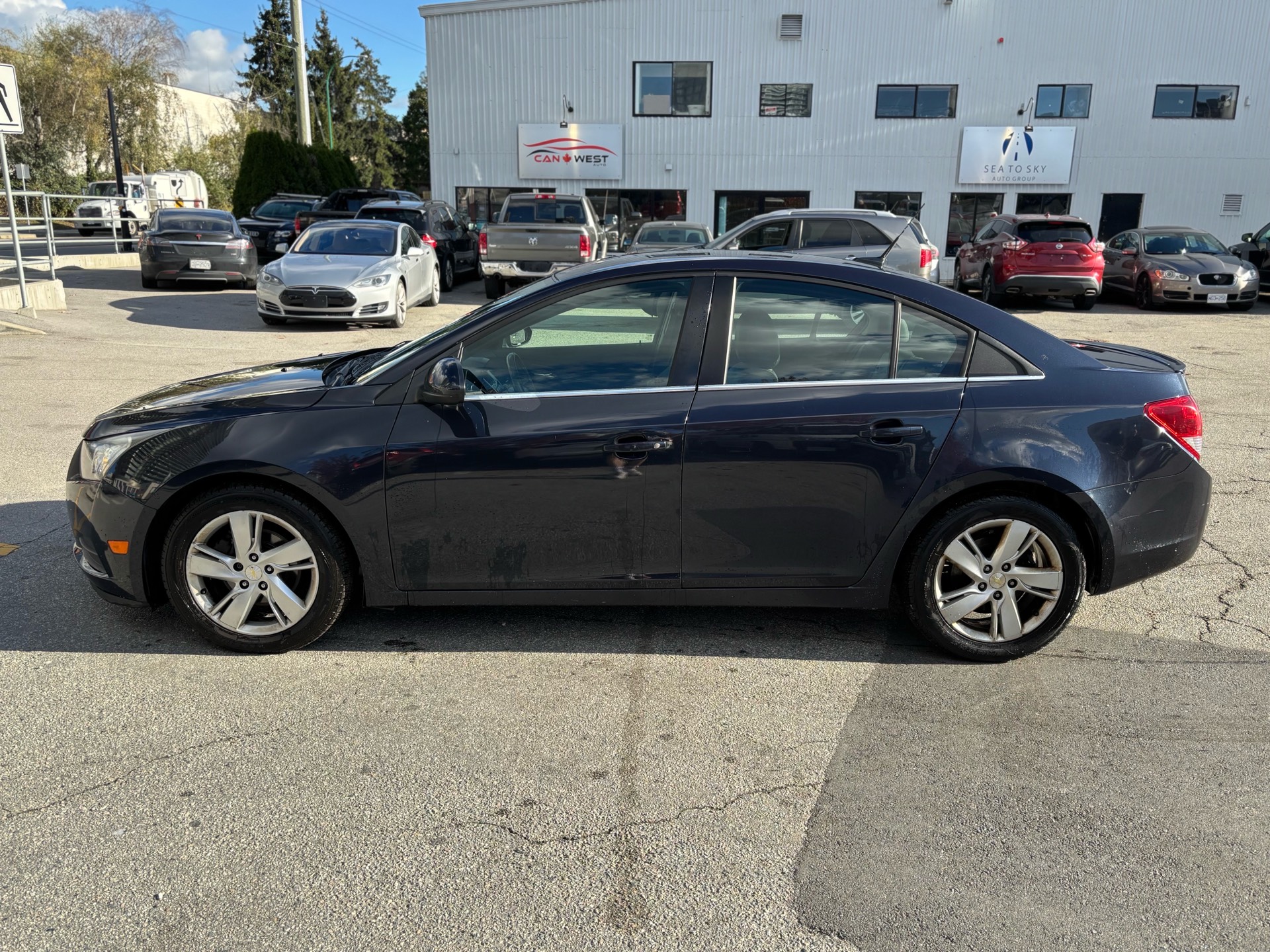 /canwestautoinc/2014-Chevrolet-Cruze-7614851812688921.jpg