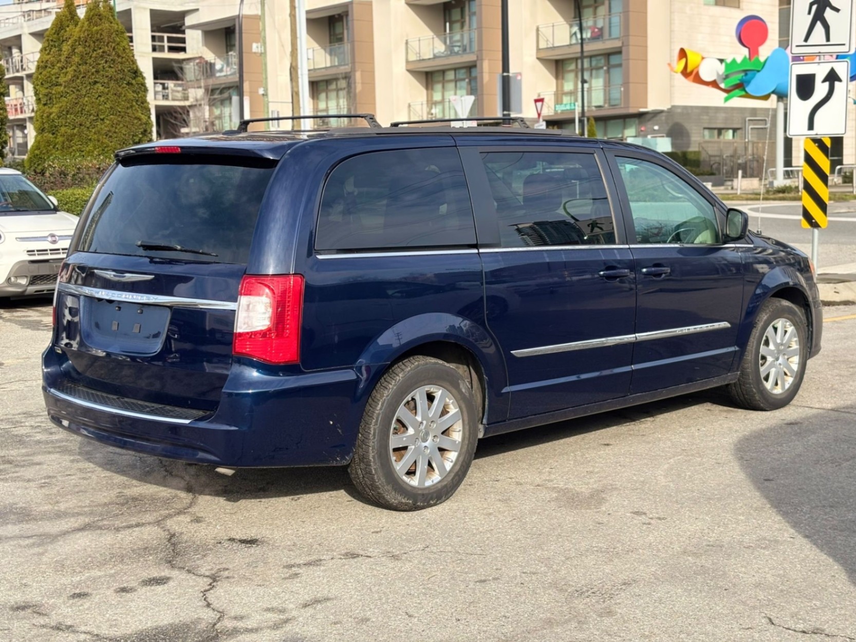 /canwestautoinc/2014-Chrysler-Town&-09295996363707903.jpg