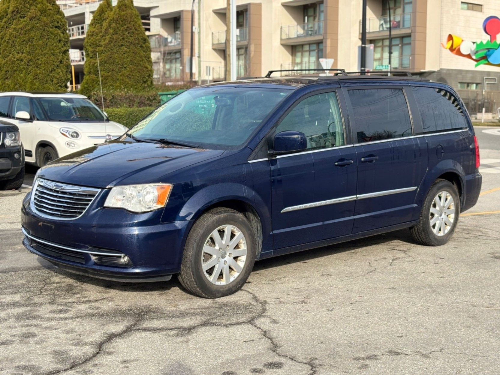 /canwestautoinc/2014-Chrysler-Town&-2589307115986912.jpg