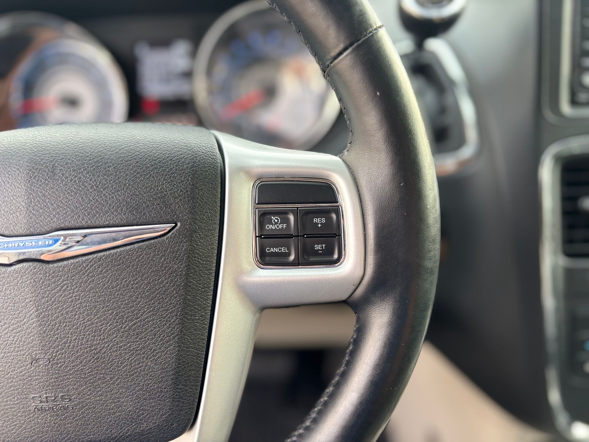 /canwestautoinc/2014-Chrysler-Town&-473144544035186.jpg