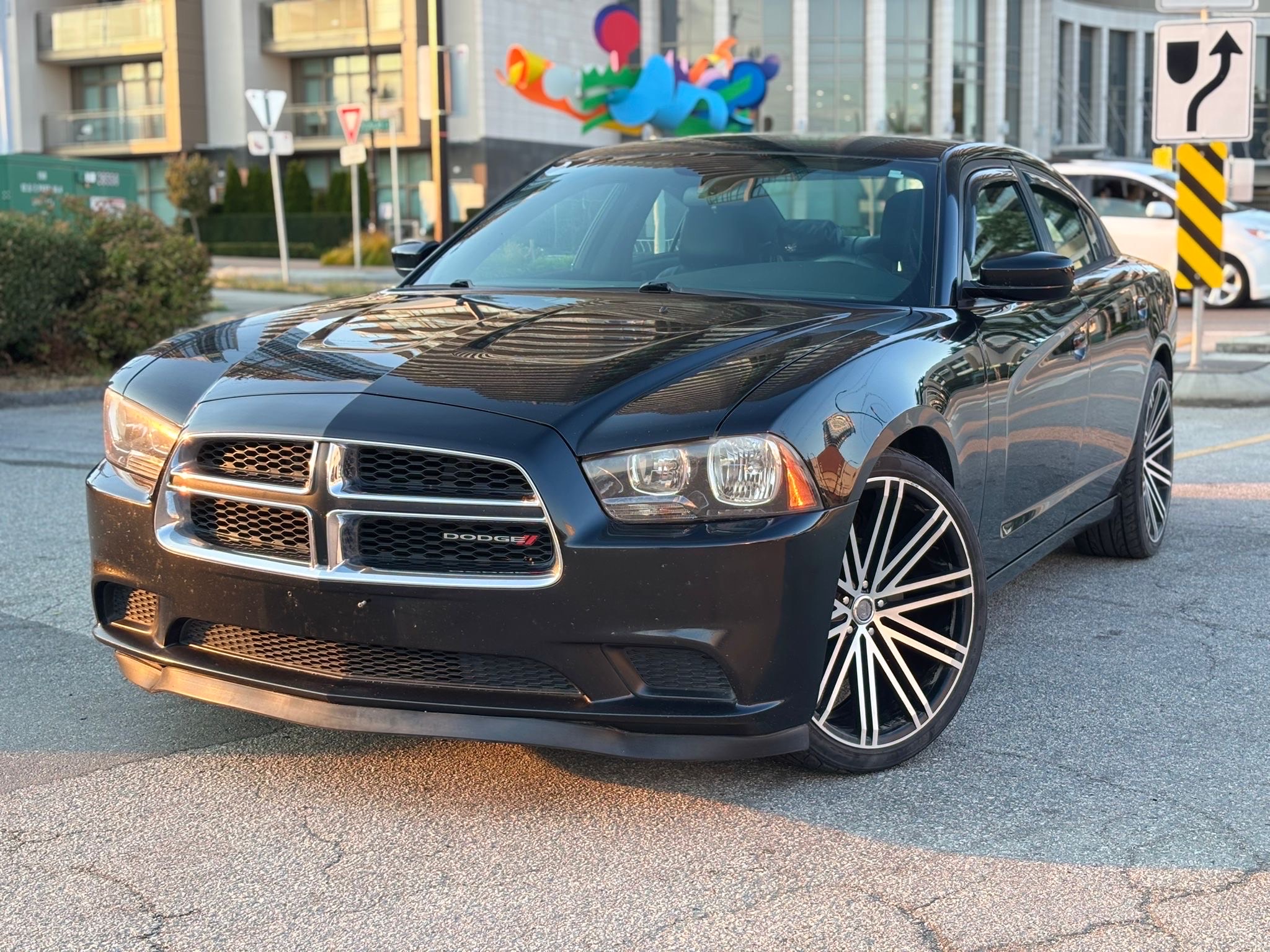 /canwestautoinc/2014-Dodge-Charger-21015159434323882.jpg