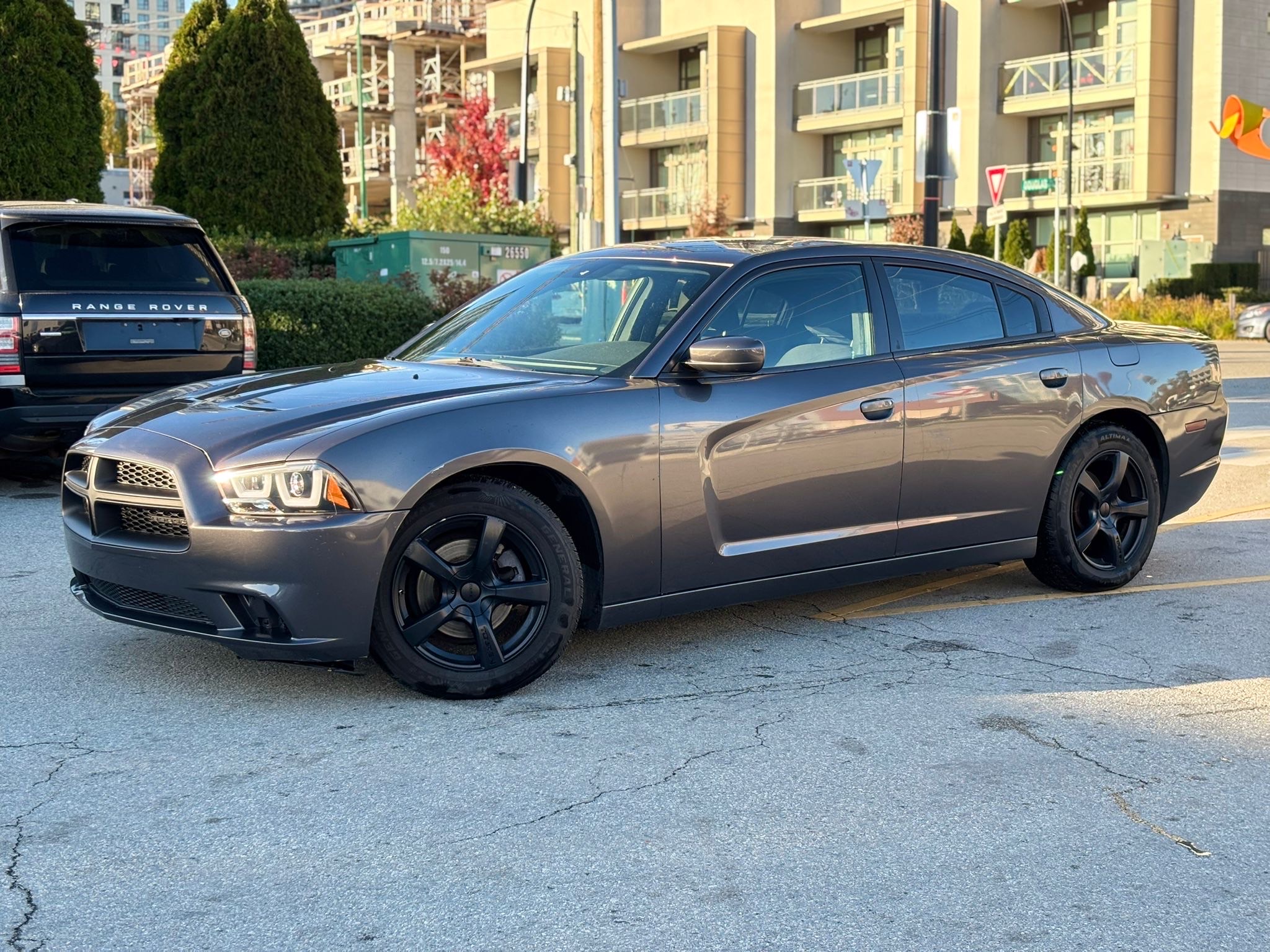 /canwestautoinc/2014-Dodge-Charger-49091301270600907.jpg