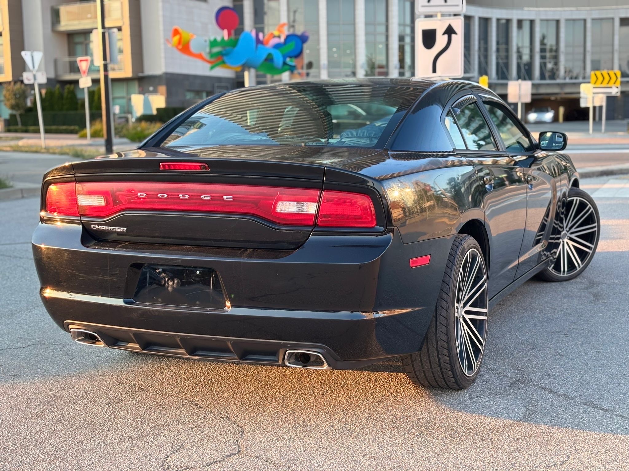 /canwestautoinc/2014-Dodge-Charger-5606013932096219.jpg