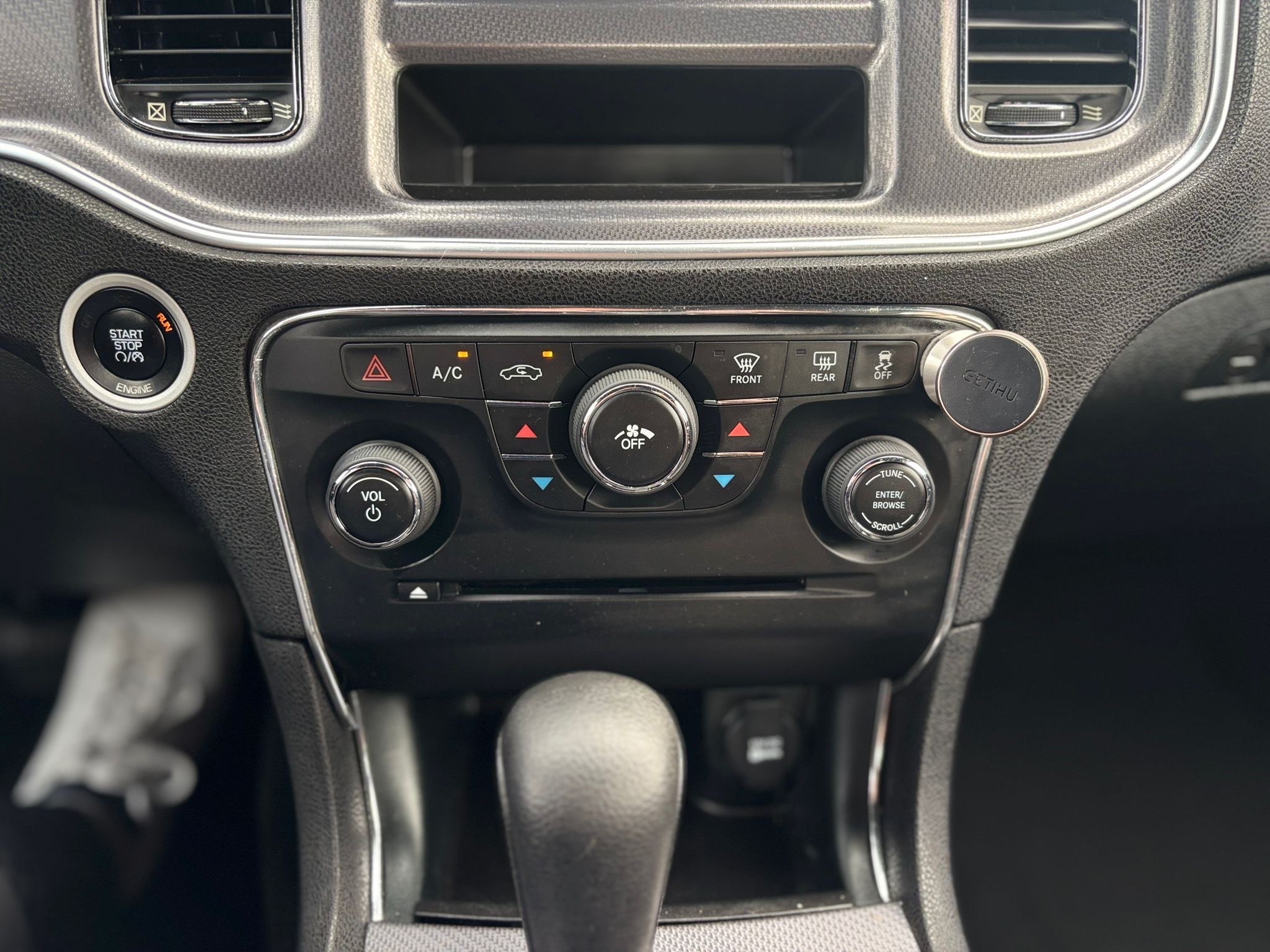/canwestautoinc/2014-Dodge-Charger-7544602391891.jpg