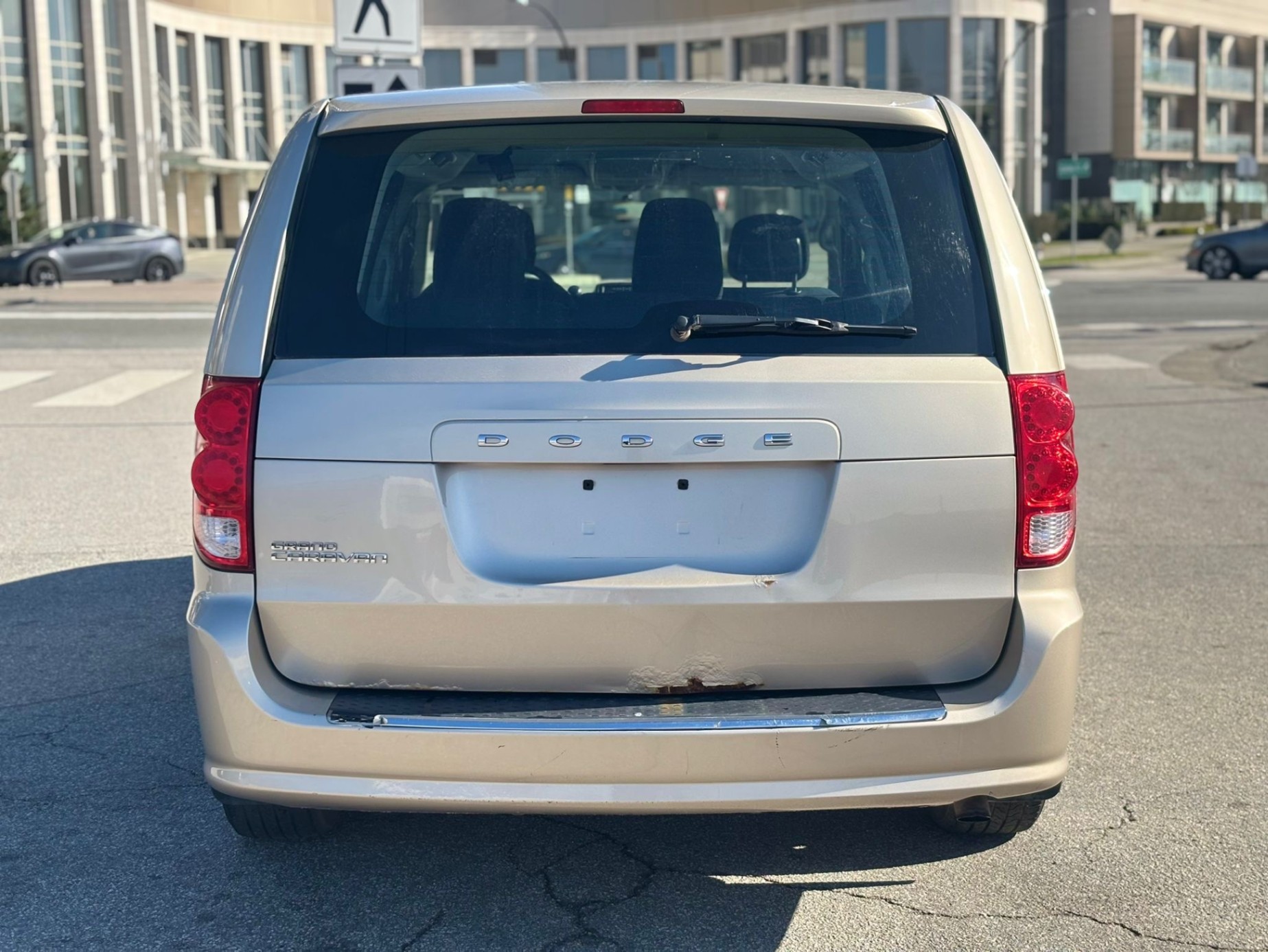 /canwestautoinc/2014-Dodge-GrandCaravan-023690323887576747.jpg