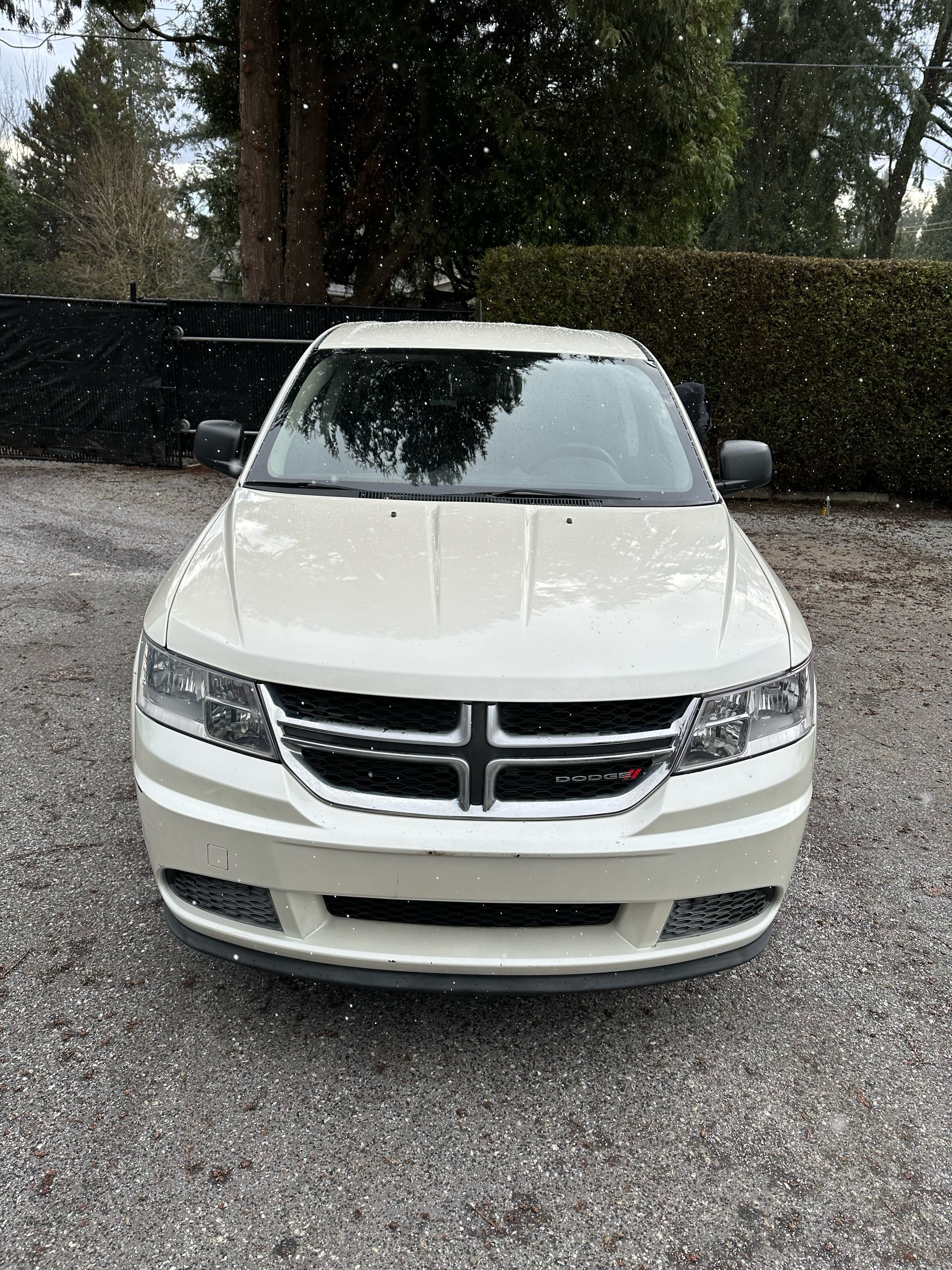 /canwestautoinc/2014-Dodge-Journey-07293481592453532.jpg