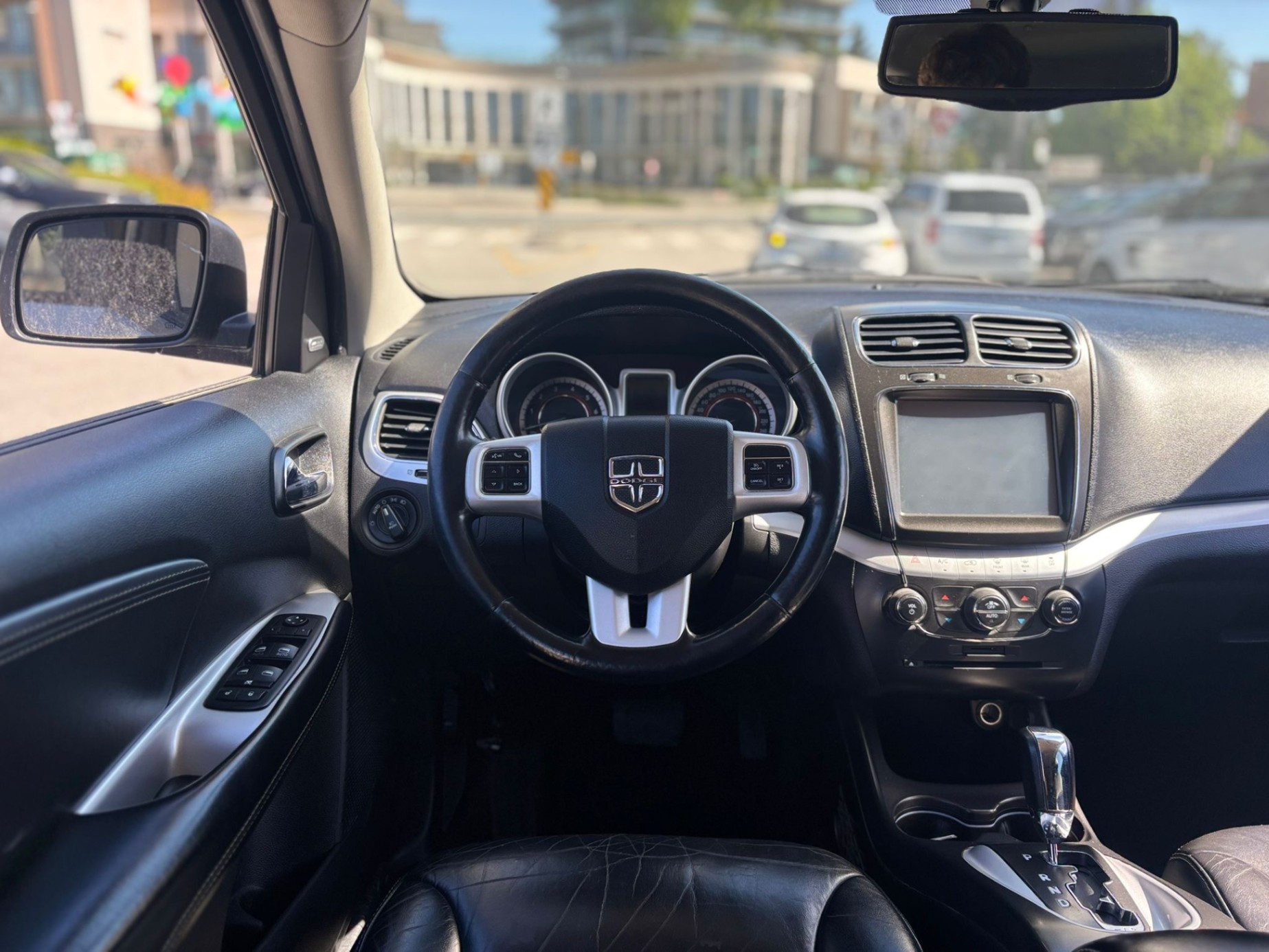 /canwestautoinc/2014-Dodge-Journey-07316904272590996.jpg