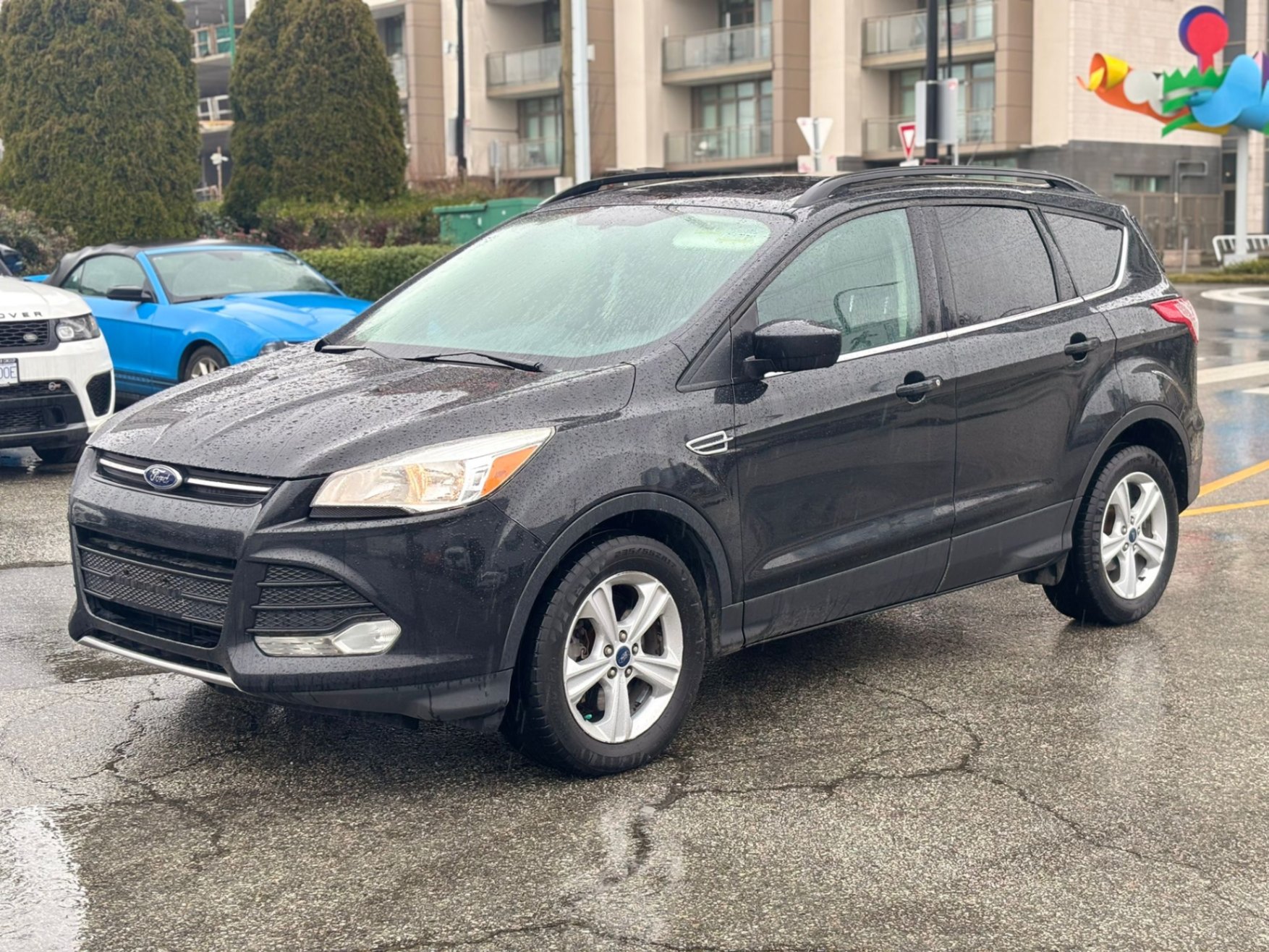 /canwestautoinc/2014-Ford-Escape-4087951019166549.jpg