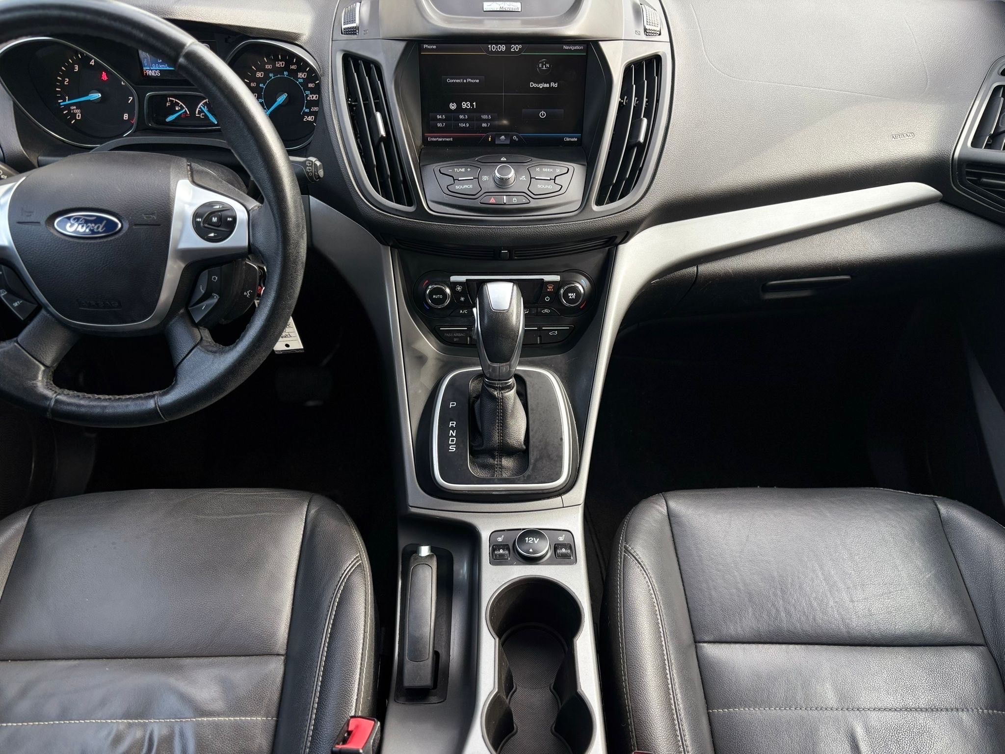 /canwestautoinc/2014-Ford-Escape-43513788230456374.jpg