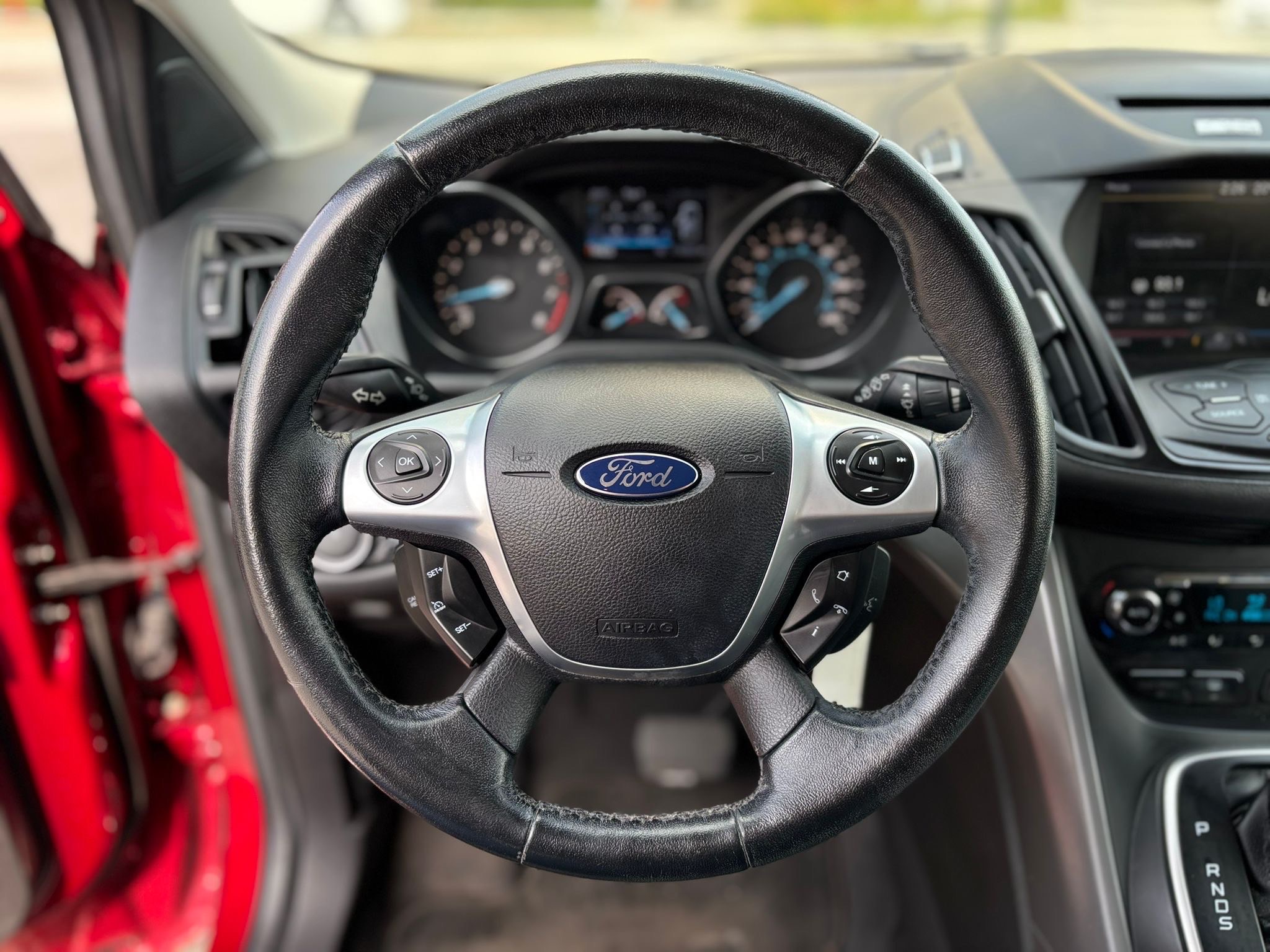 /canwestautoinc/2014-Ford-Escape-5096426187070224.jpg