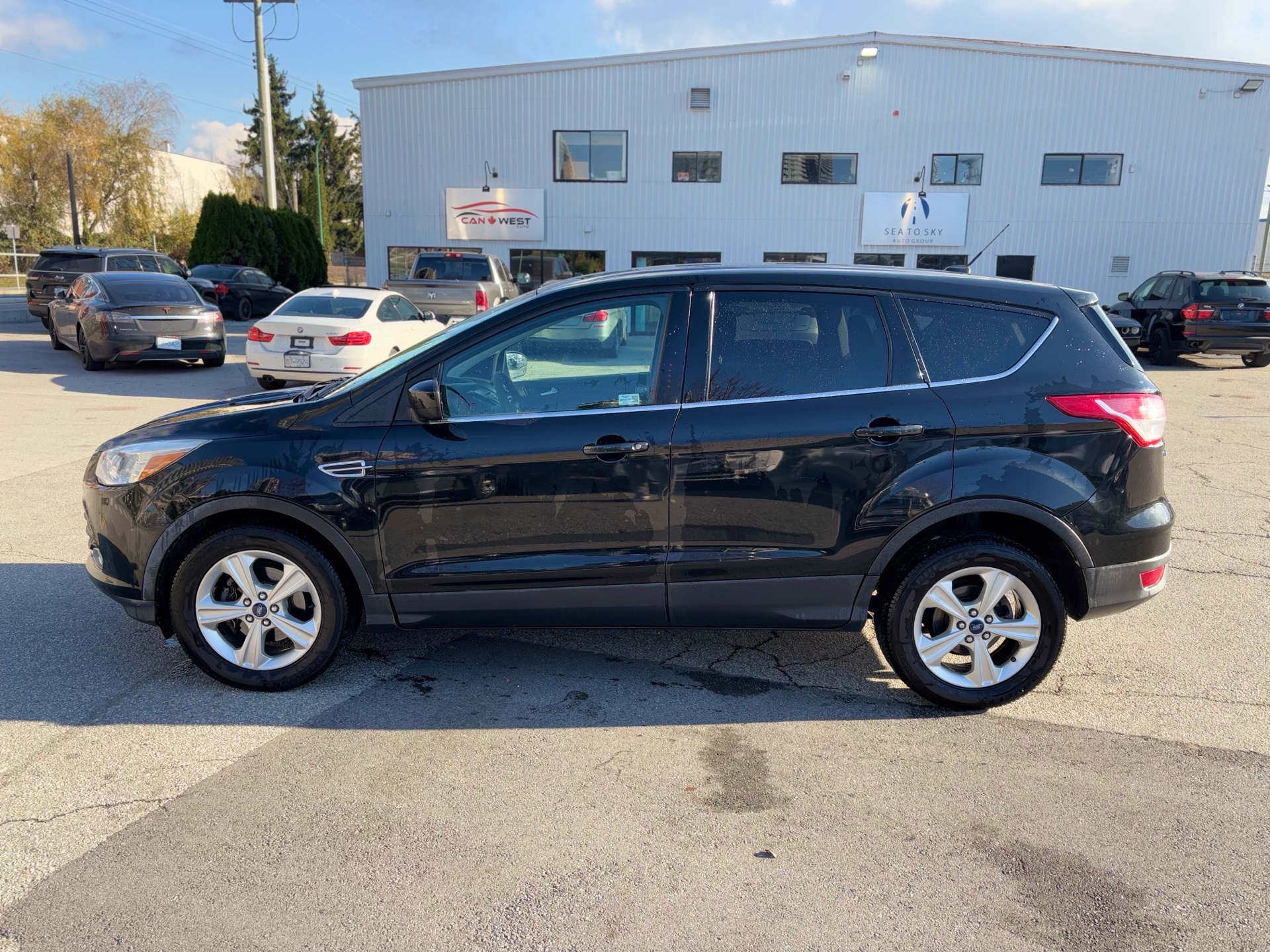 /canwestautoinc/2014-Ford-Escape-5187781061374743.jpg