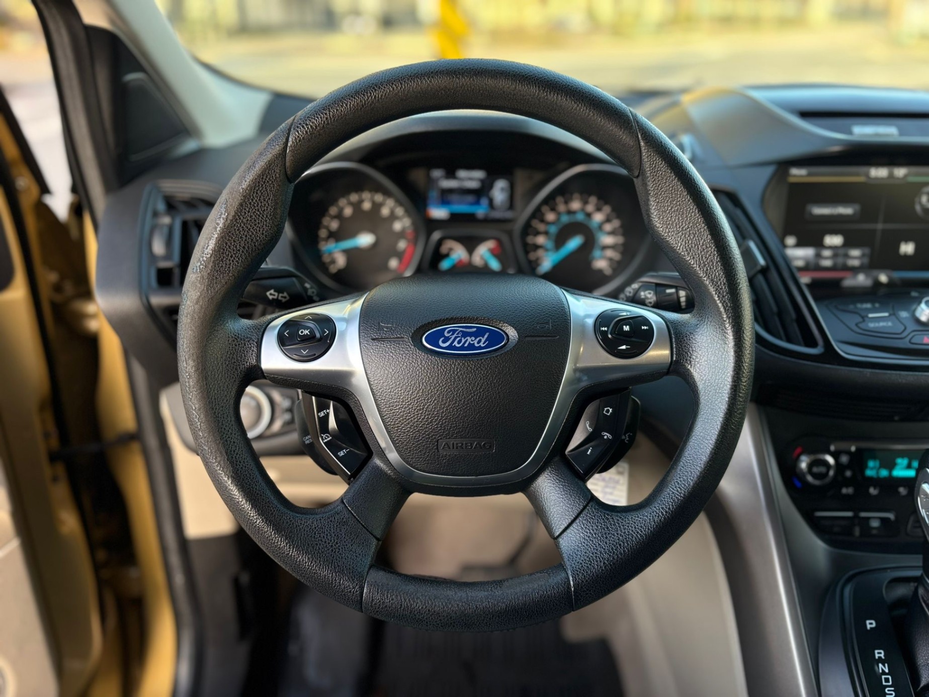 /canwestautoinc/2014-Ford-Escape-5420980060566665.jpg