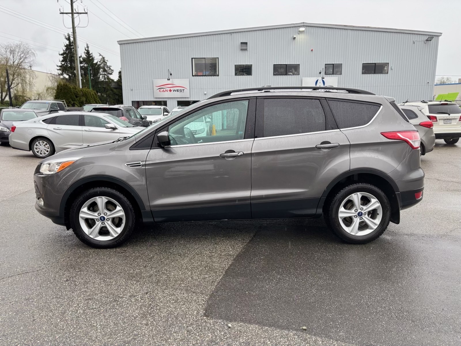 /canwestautoinc/2014-Ford-Escape-5901686479002664.jpg
