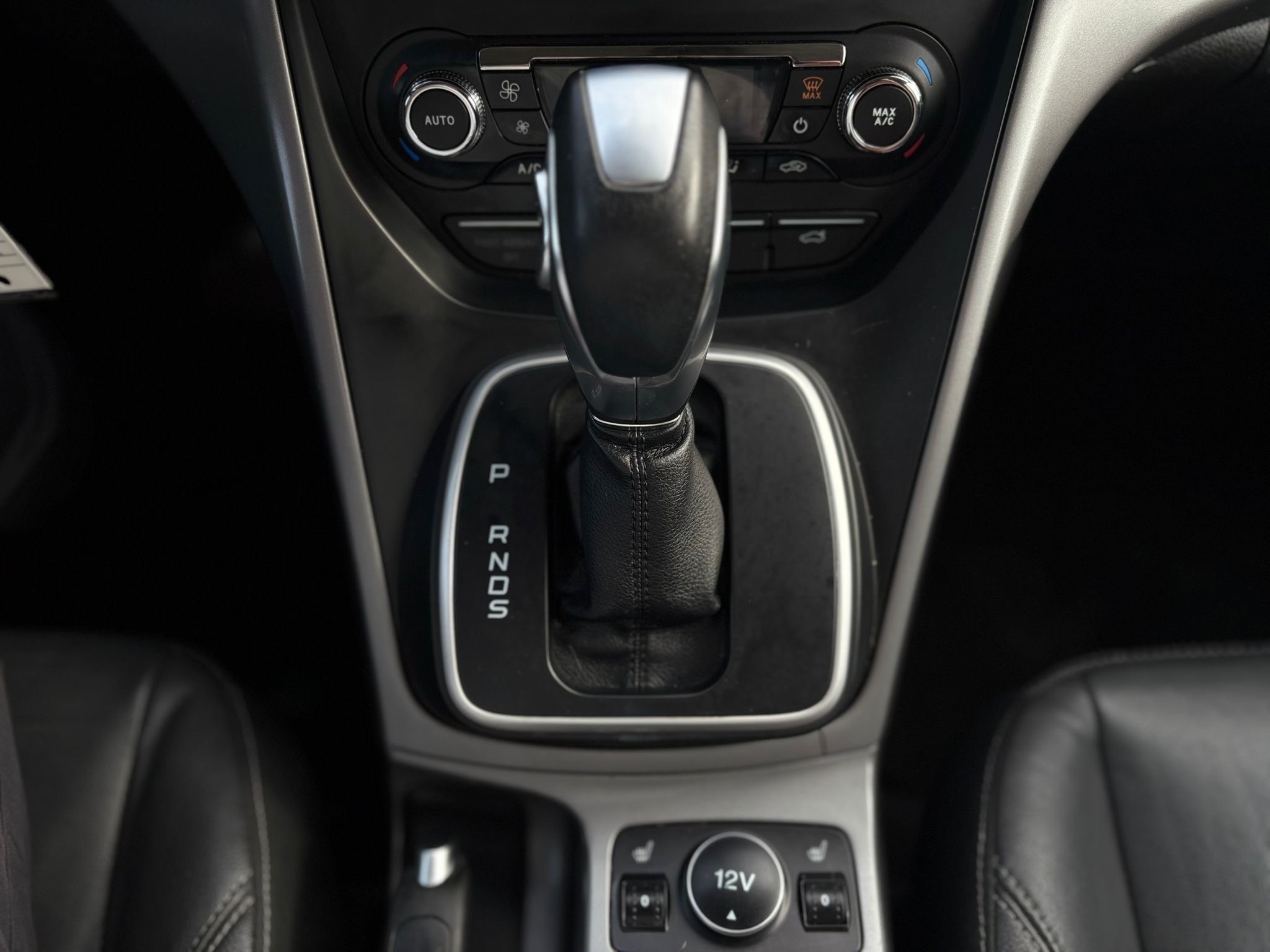 /canwestautoinc/2014-Ford-Escape-6112517130877937.jpg