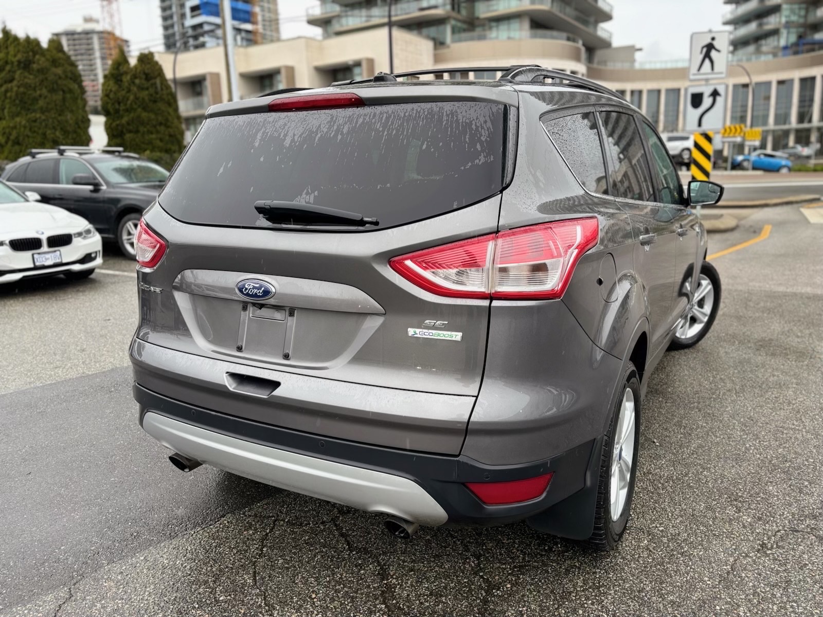 /canwestautoinc/2014-Ford-Escape-6249610012656233.jpg