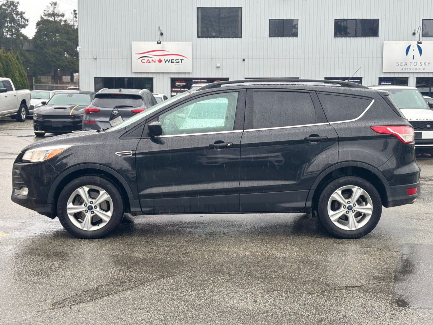 /canwestautoinc/2014-Ford-Escape-7973463783056145.jpg