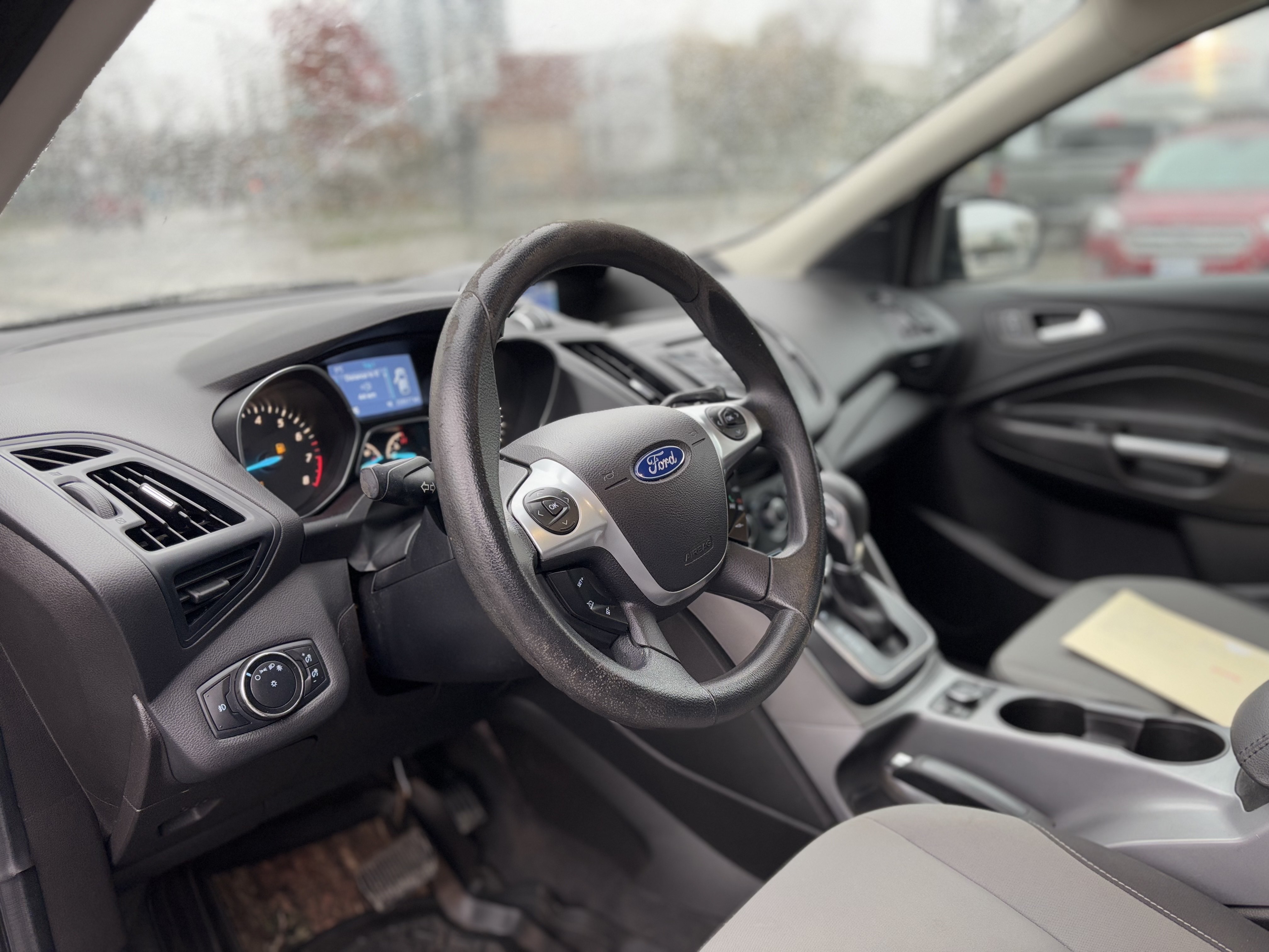 /canwestautoinc/2014-Ford-Escape-9263872015191092.jpg